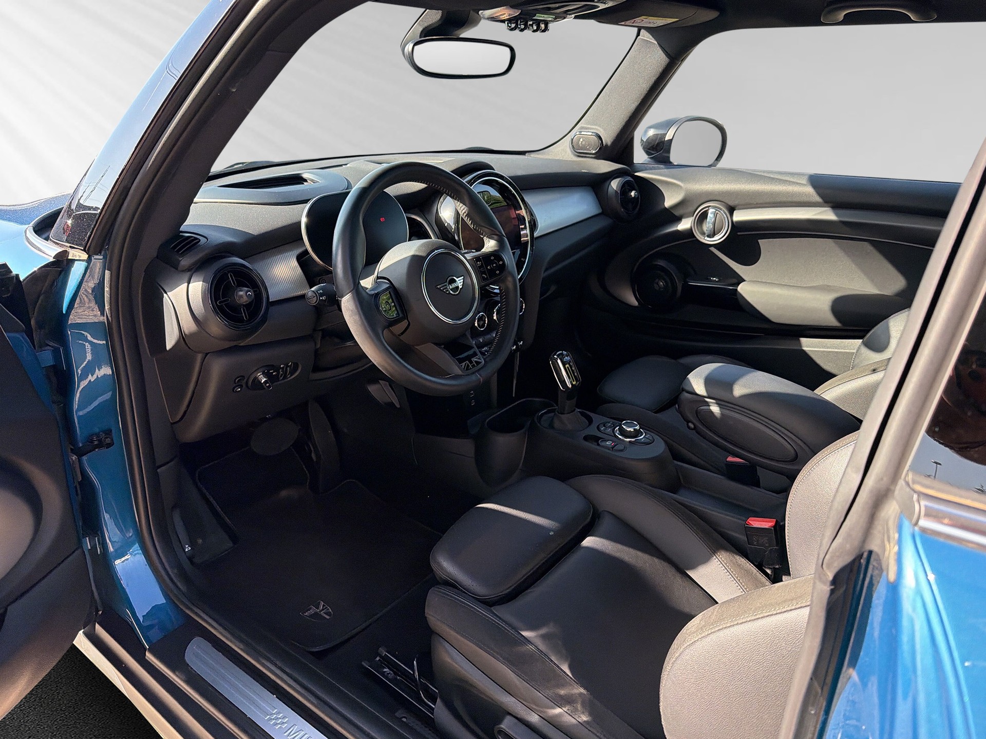 MINI Cooper SE Mosaert Edition-showroom-element-3