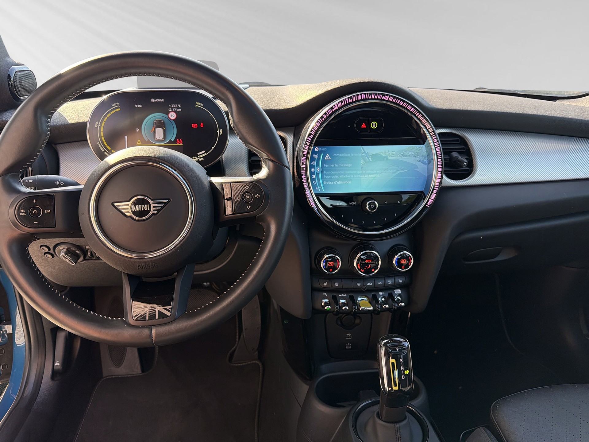 MINI Cooper SE Mosaert Edition-image-5