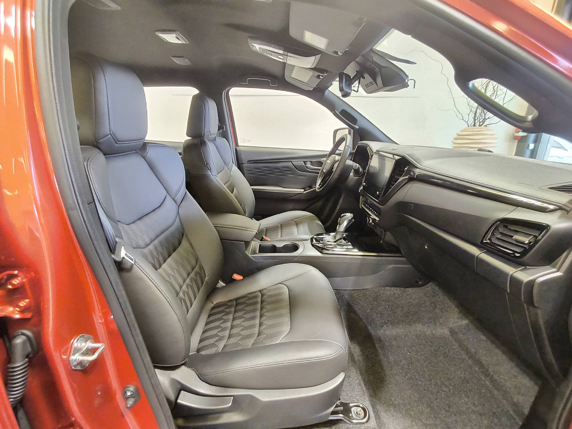 ISUZU D-Max Crew Pick-up 1.9 DDi N60 Nitro Sport 4x4-image-9