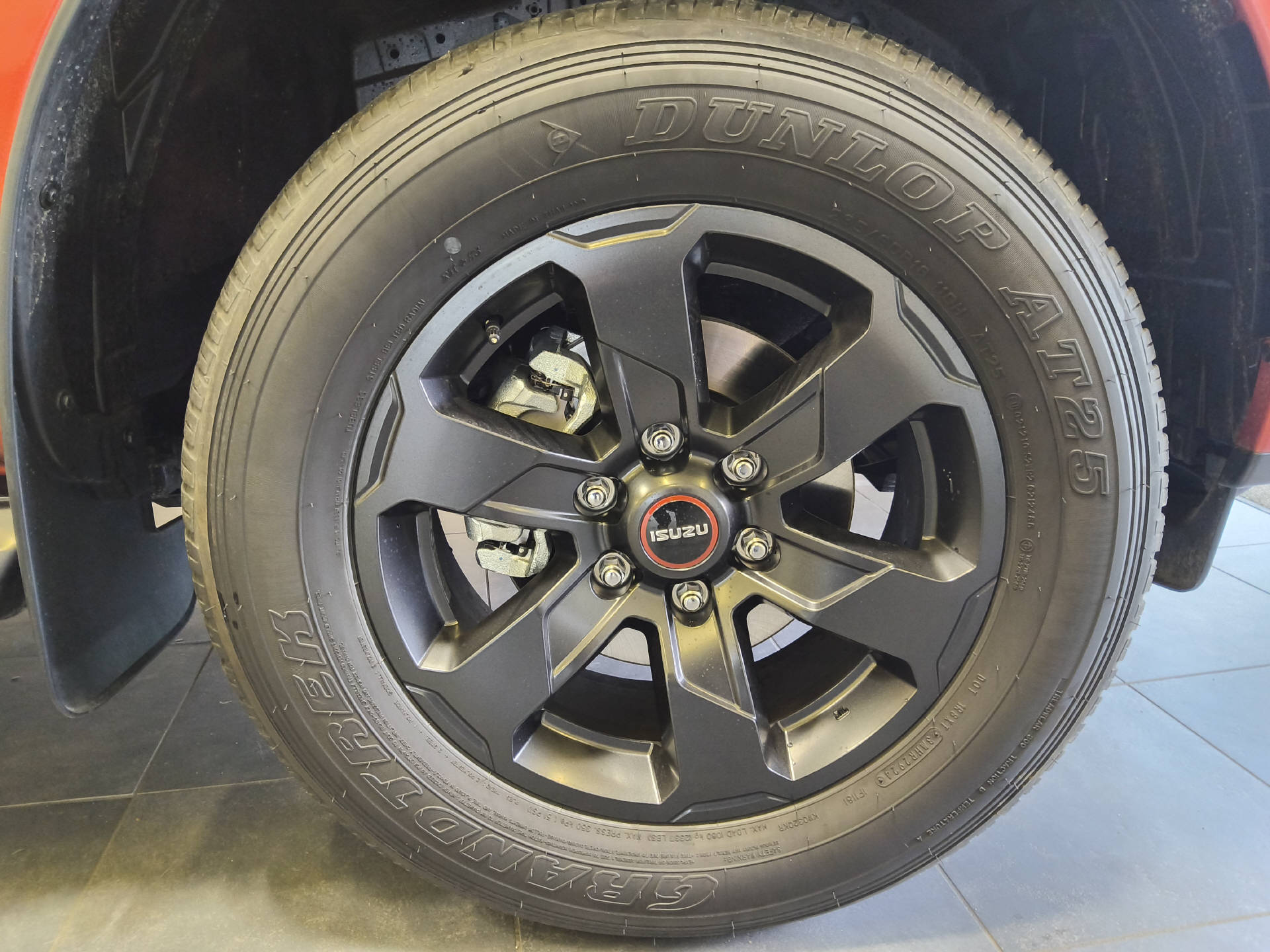 ISUZU D-Max Crew Pick-up 1.9 DDi N60 Nitro Sport 4x4-image-14