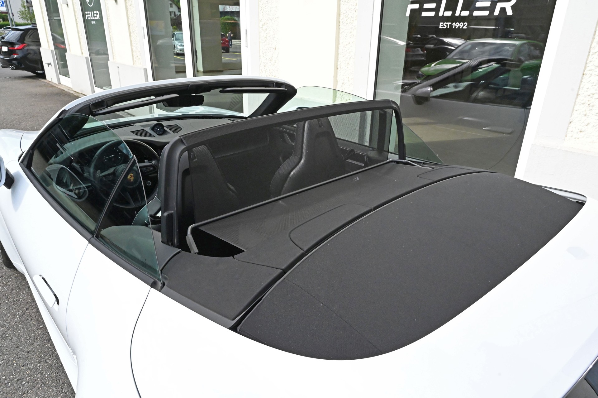 PORSCHE 911 Carrera 4S Cabriolet PDK-image-12