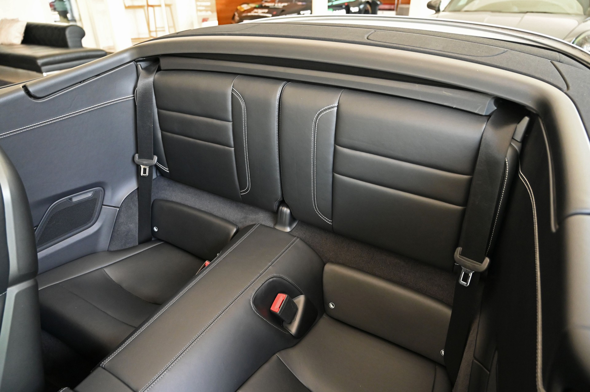 PORSCHE 911 Carrera 4S Cabriolet PDK-image-25