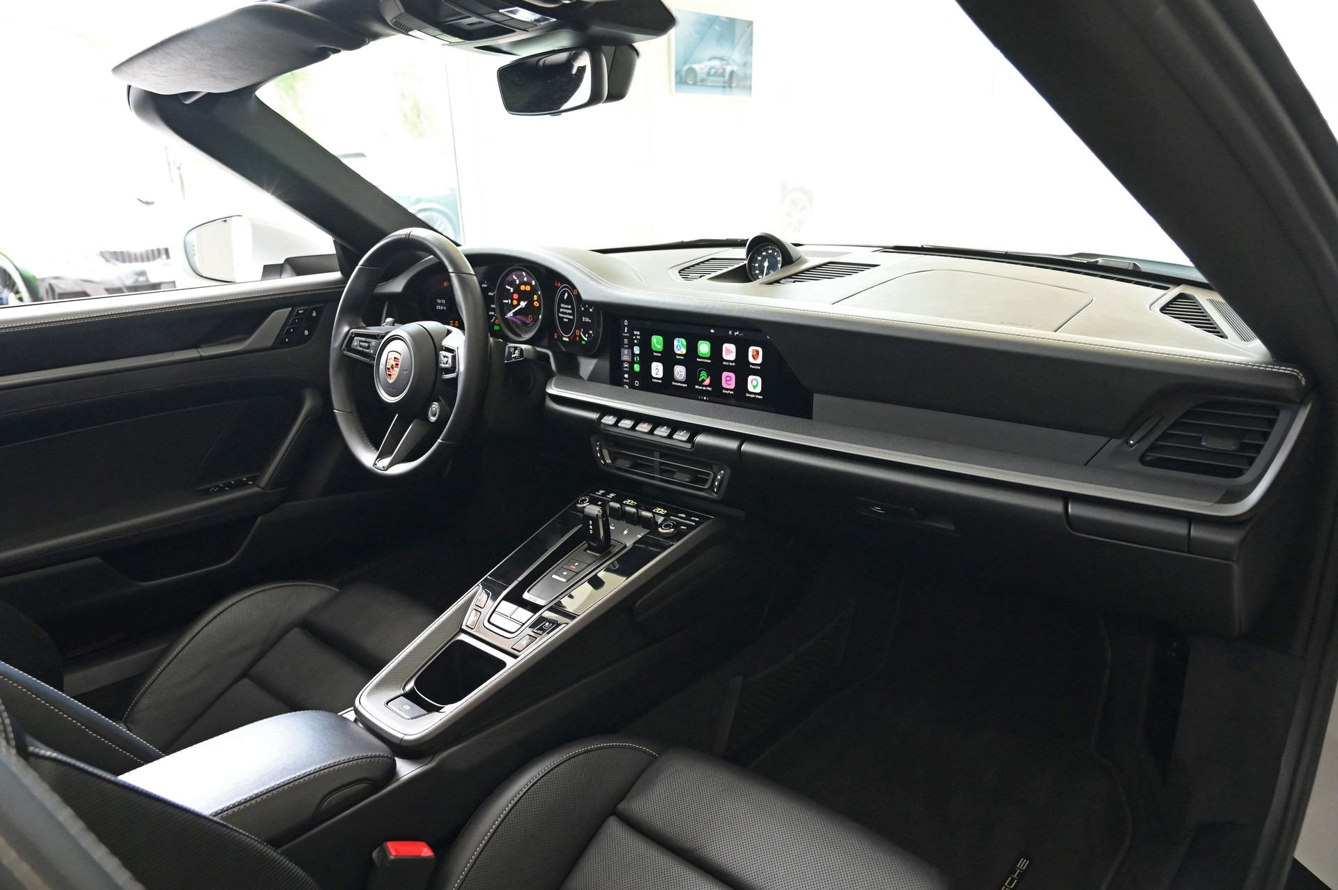 PORSCHE 911 Carrera 4S Cabriolet PDK-image-27