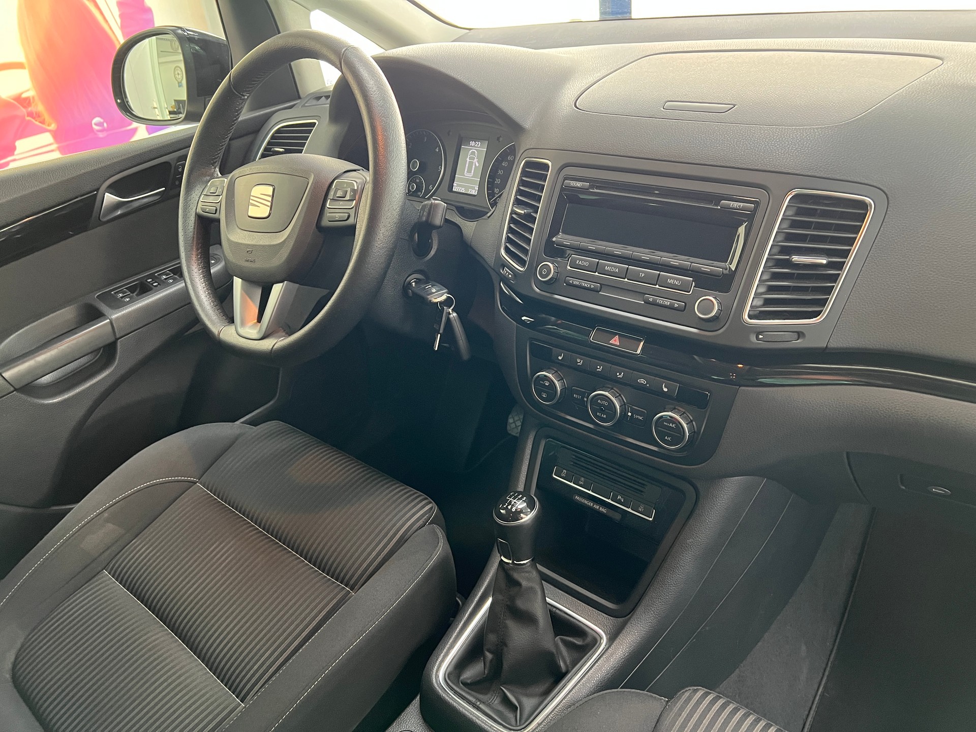 SEAT Alhambra 2.0 TDI Style 4x4 / 7 Platz-image-8