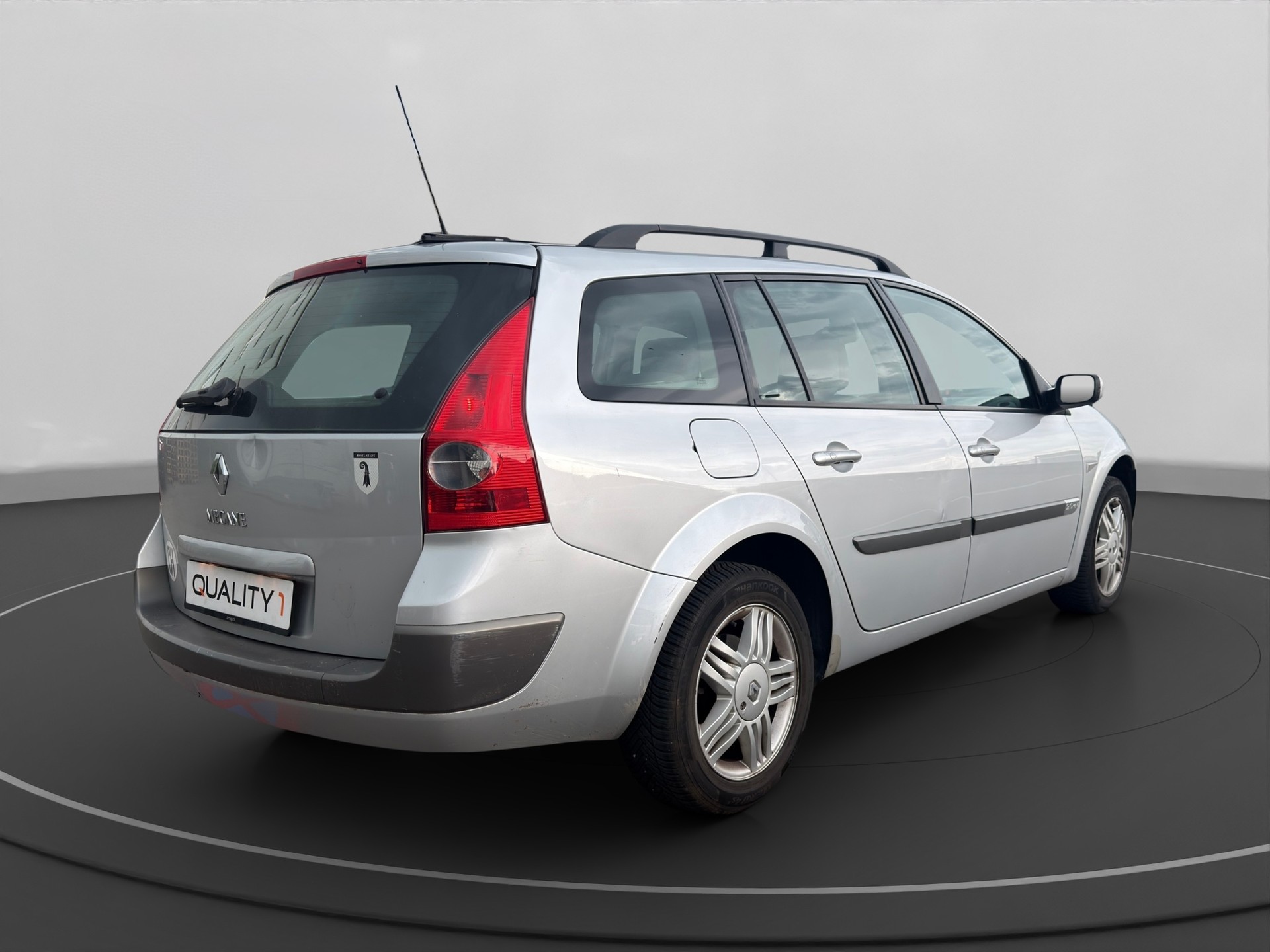 RENAULT Mégane Break 2.0 16V Expression-image-4