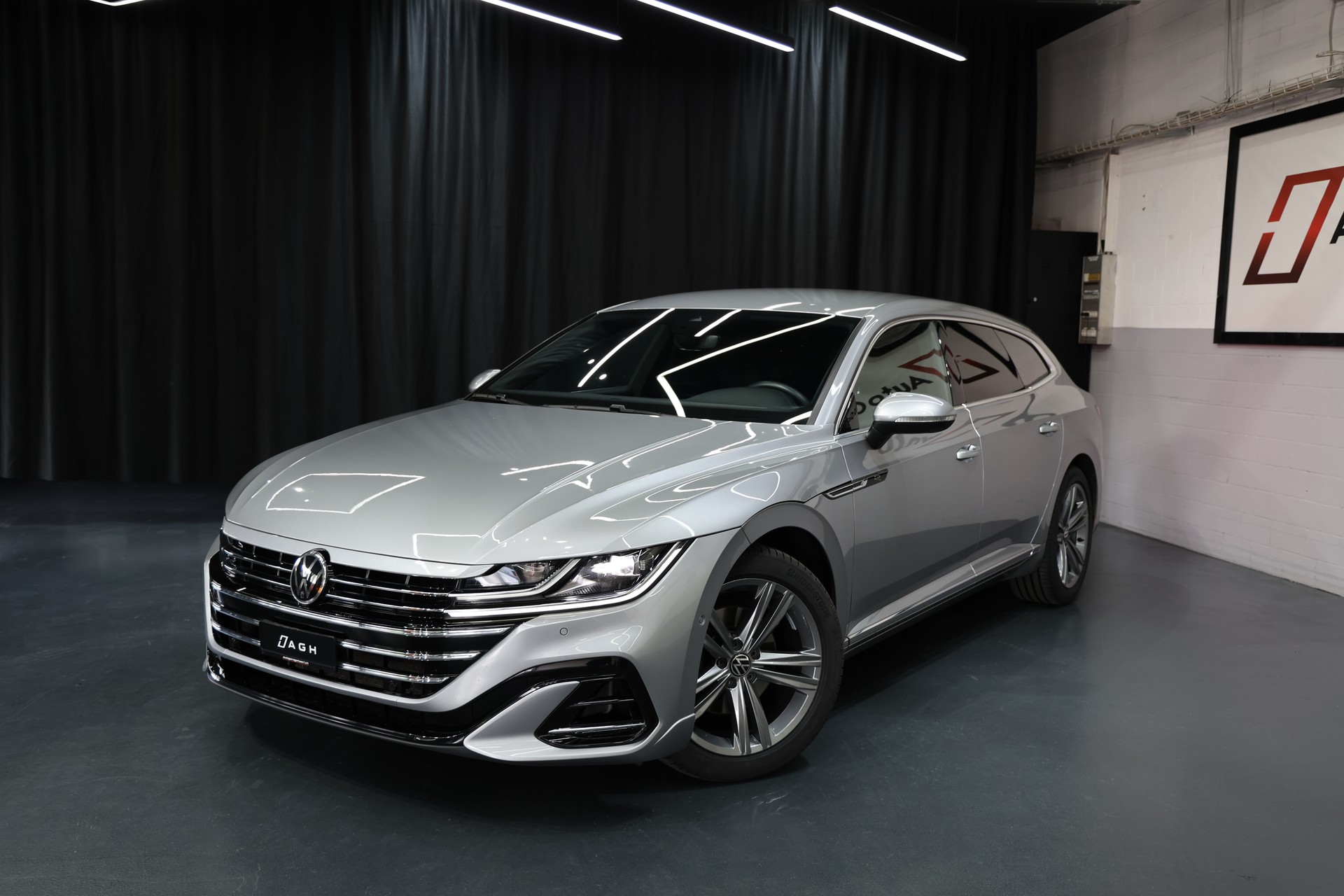 VW Arteon SB 2.0 TDI R-Line 4Motion DSG Shooting Brake