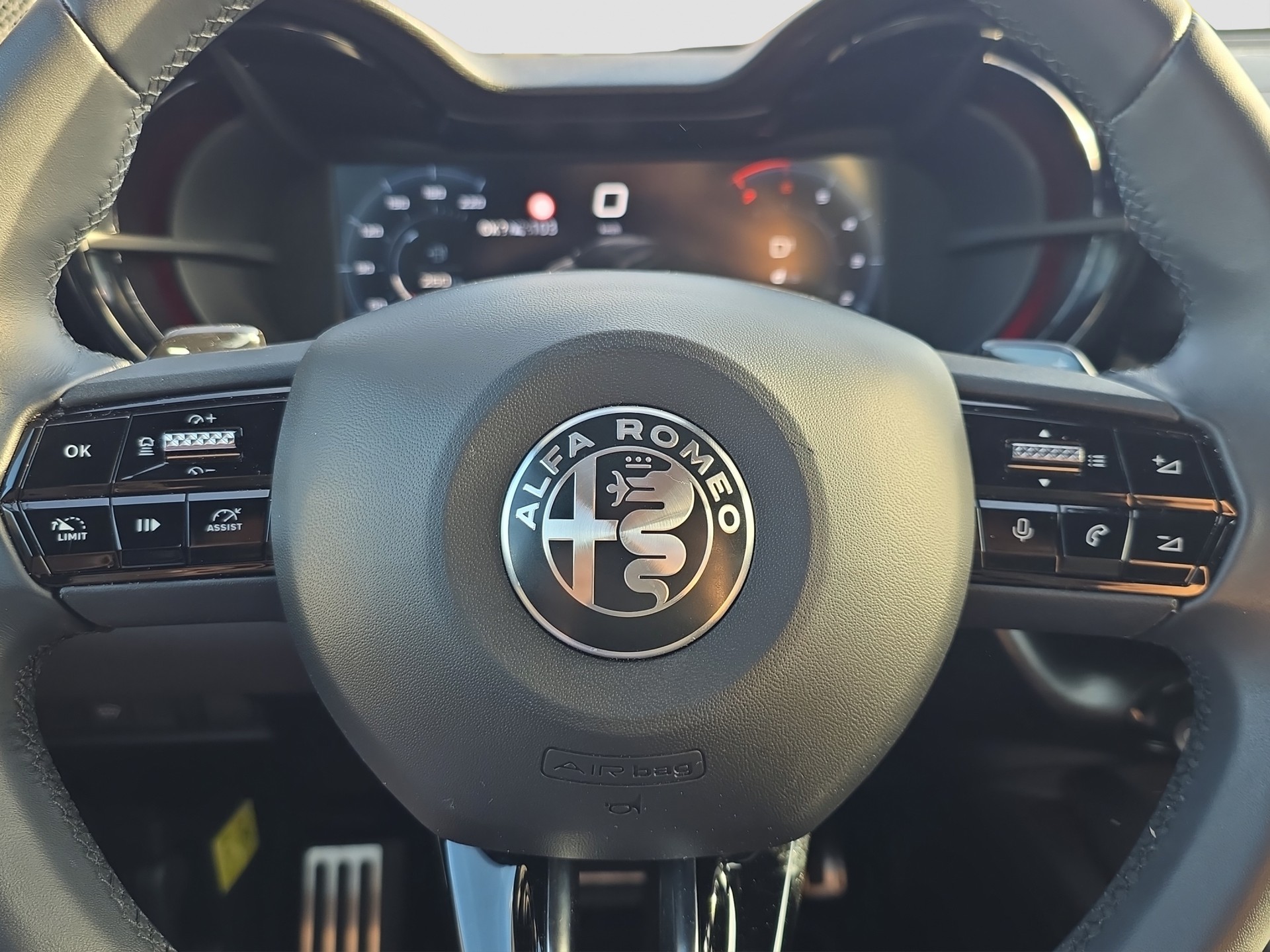 ALFA ROMEO Junior 1.2 48V Hybrid Junior-image-7