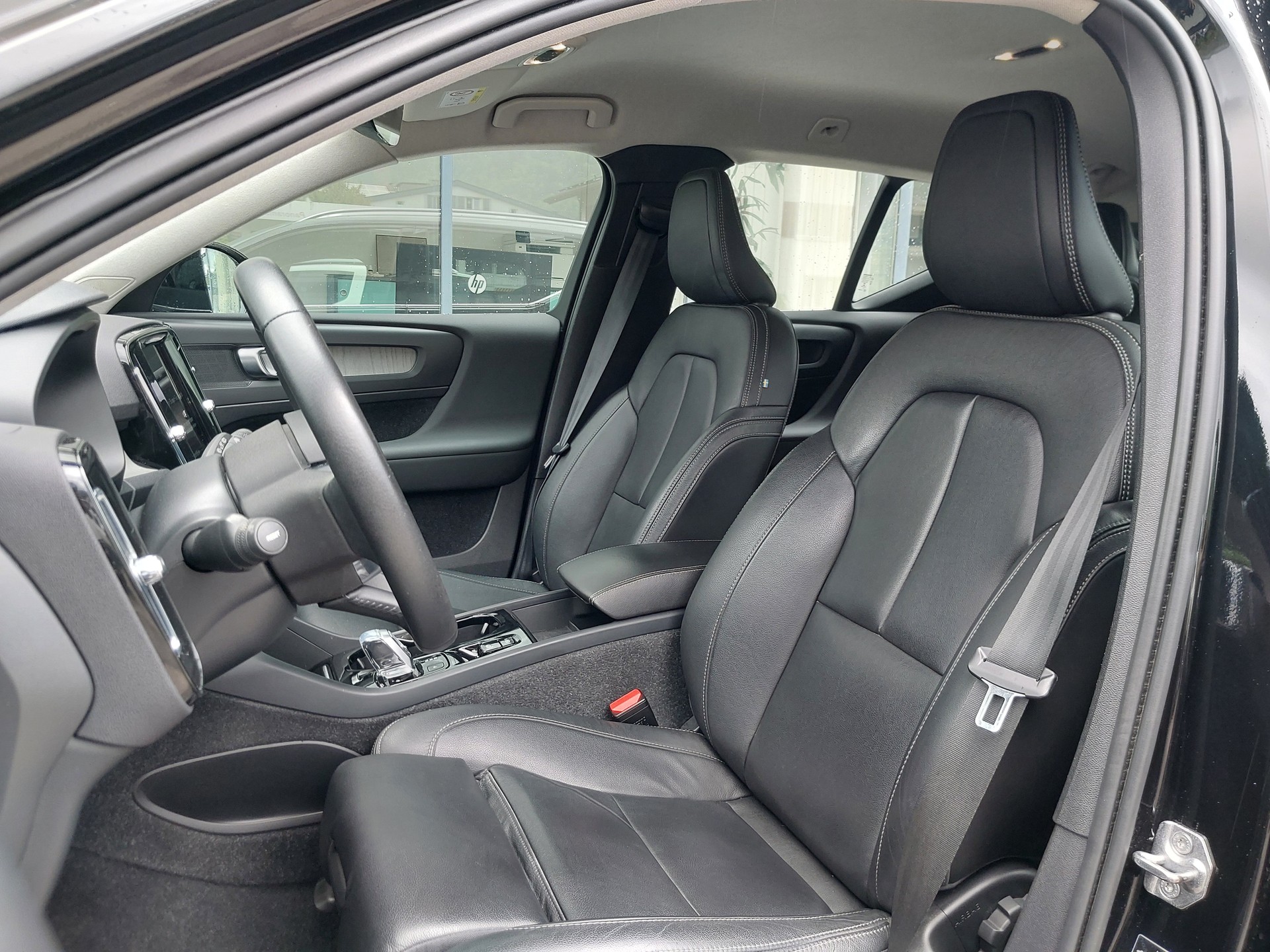 VOLVO XC40 T5 TwE Inscription DCT-image-6