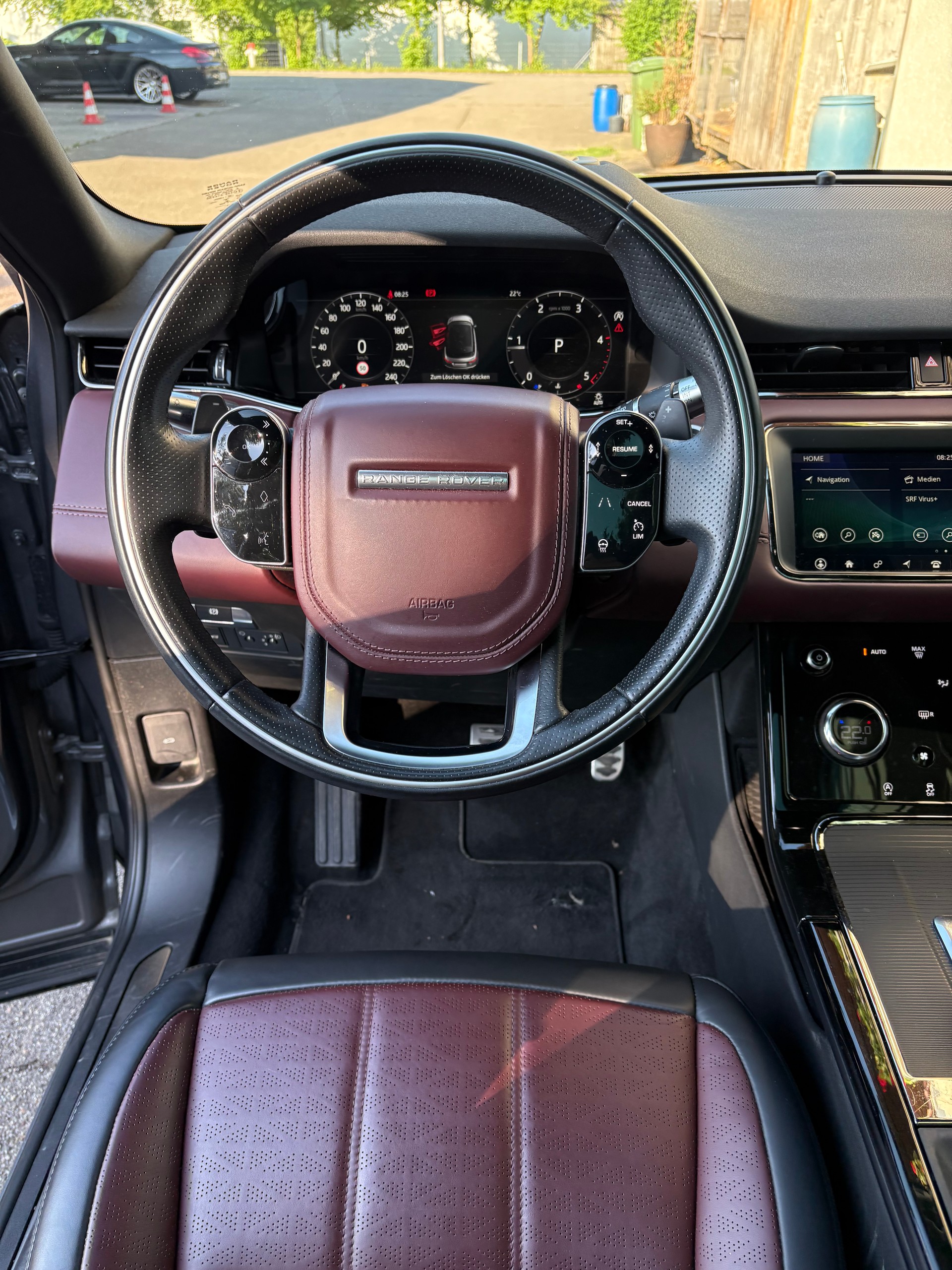 LAND ROVER Range Rover Evoque R-Dynamic D 150 HSE AT9-image-8