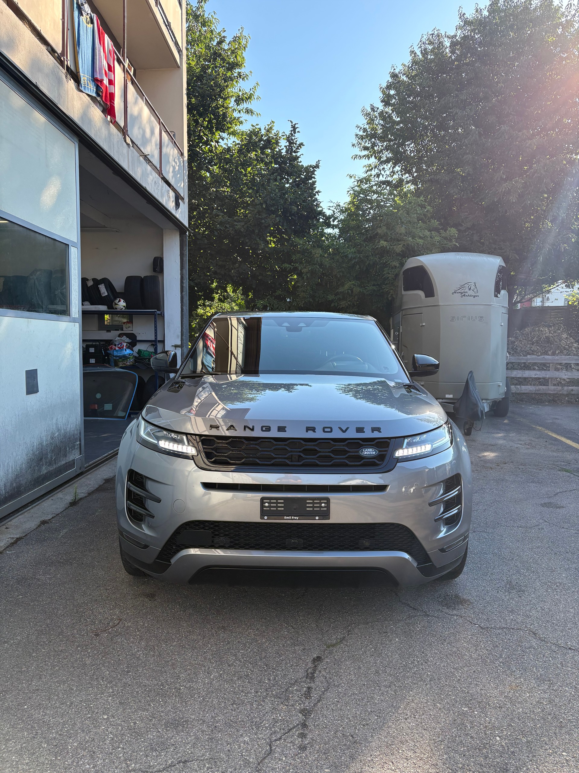 LAND ROVER Range Rover Evoque R-Dynamic D 150 HSE AT9-showroom-element-1