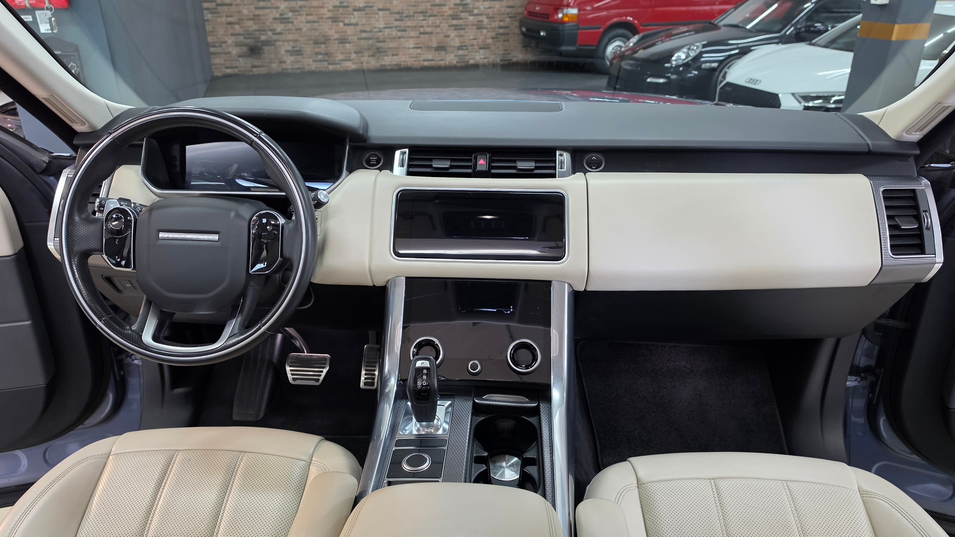 LAND ROVER Range Rover Sport 3.0 SDV6 HSE Automatic-image-22