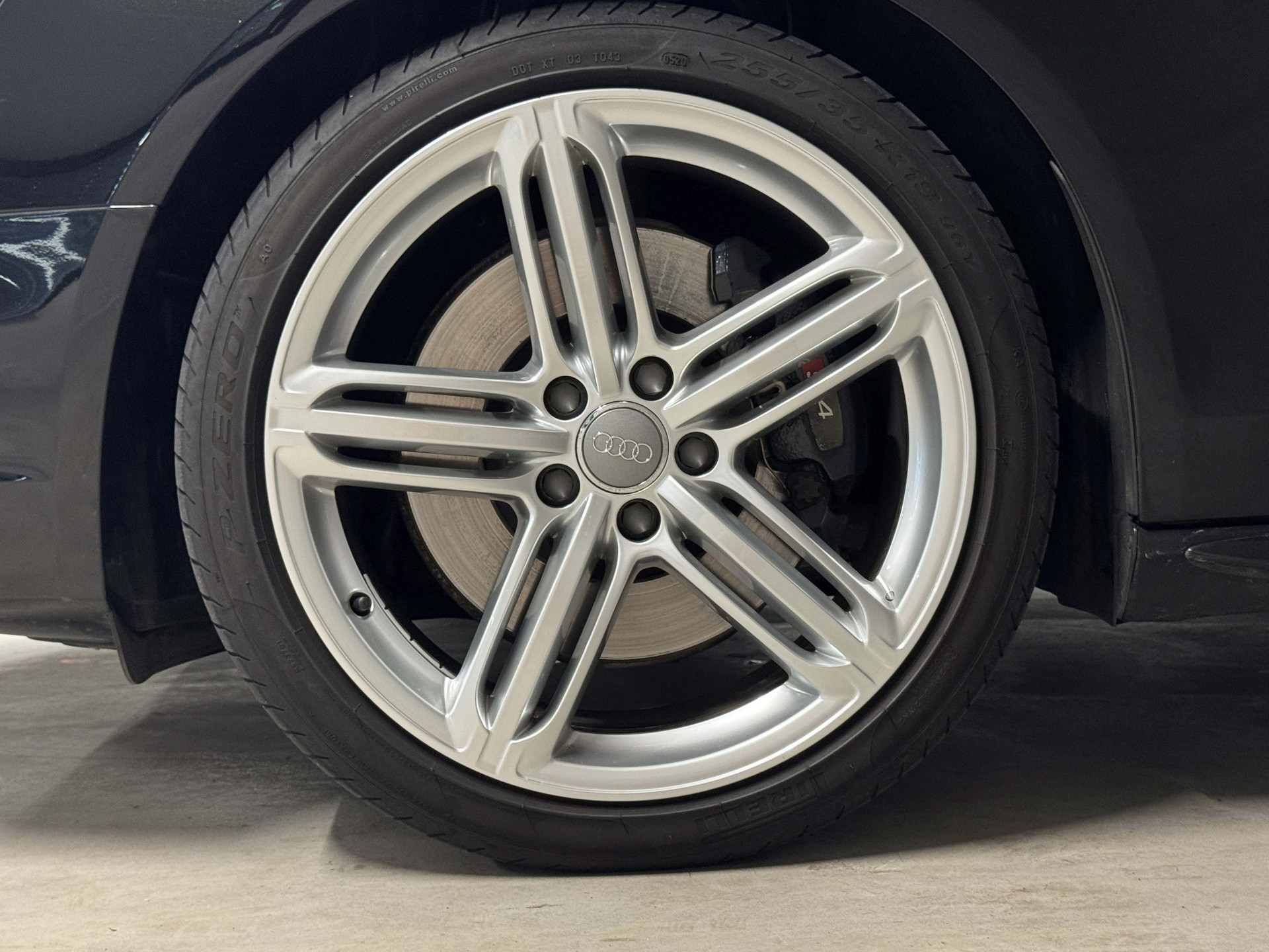 AUDI S4 Avant 3.0 TFSI quattro S-tronic-image-15