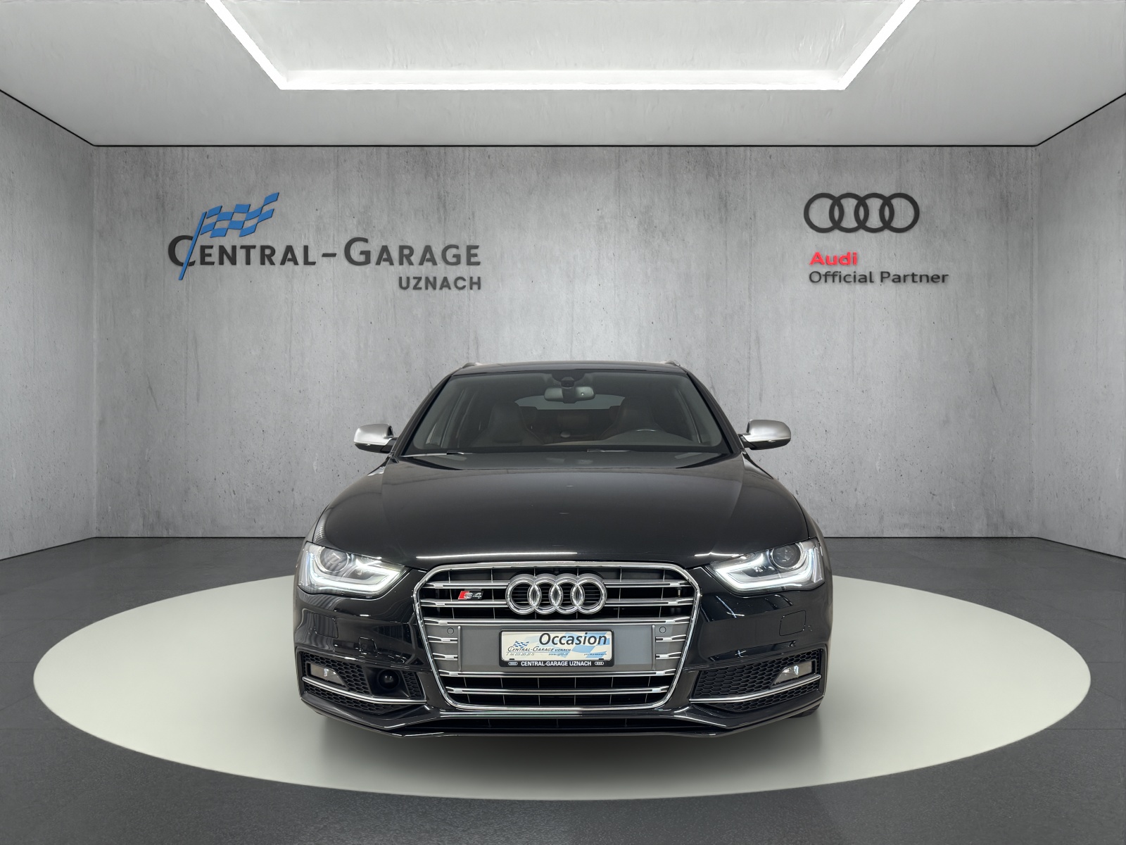 AUDI S4 Avant 3.0 TFSI quattro S-tronic-showroom-element-1