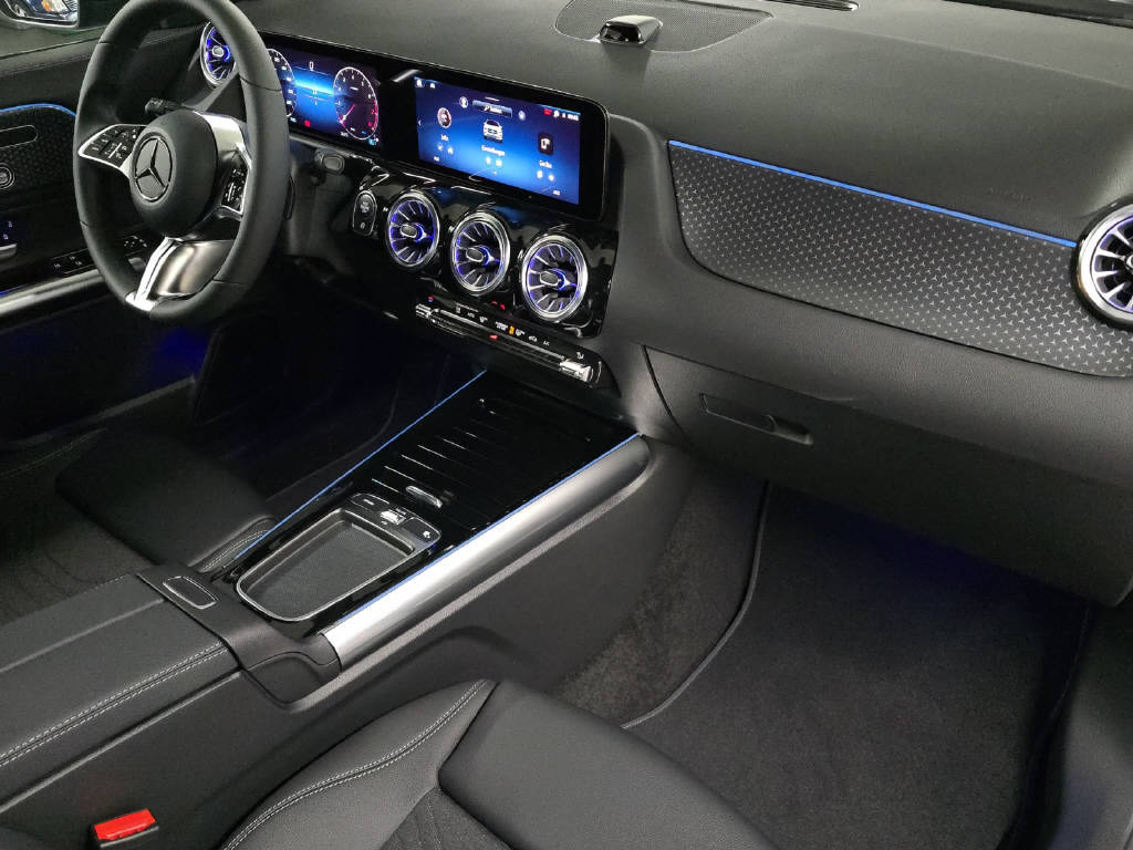 MERCEDES-BENZ GLA 200 Night Star | Auto Lang Special 8 von 8 | 0% Leasing für CHF 442.-/Mt.*-image-10