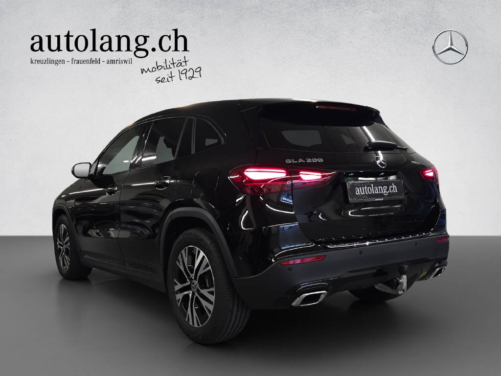 MERCEDES-BENZ GLA 200 Night Star | Auto Lang Special 8 von 8 | 0% Leasing für CHF 442.-/Mt.*-showroom-element-2