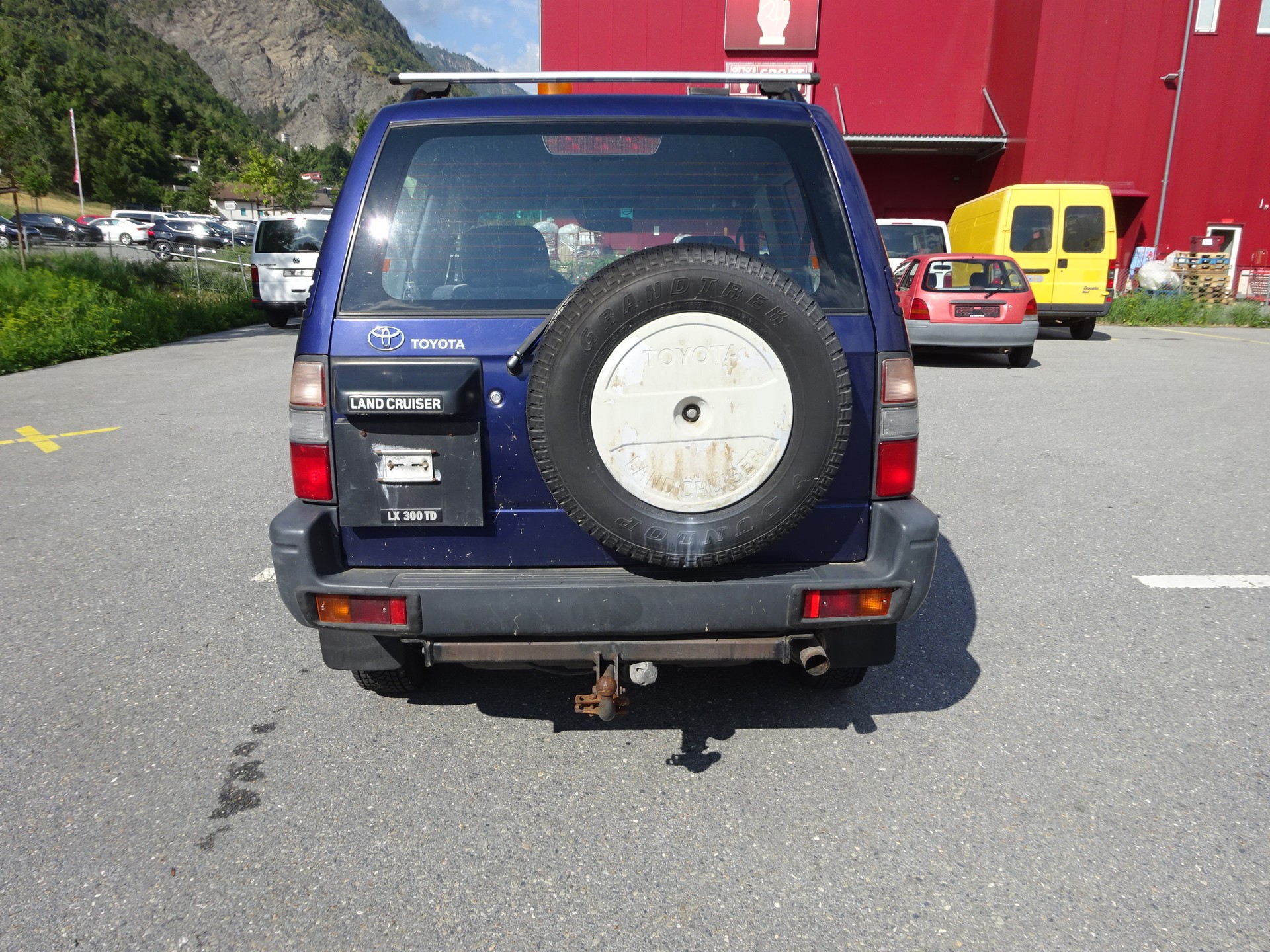TOYOTA Land Cruiser 300 3.0 TD LX-image-5