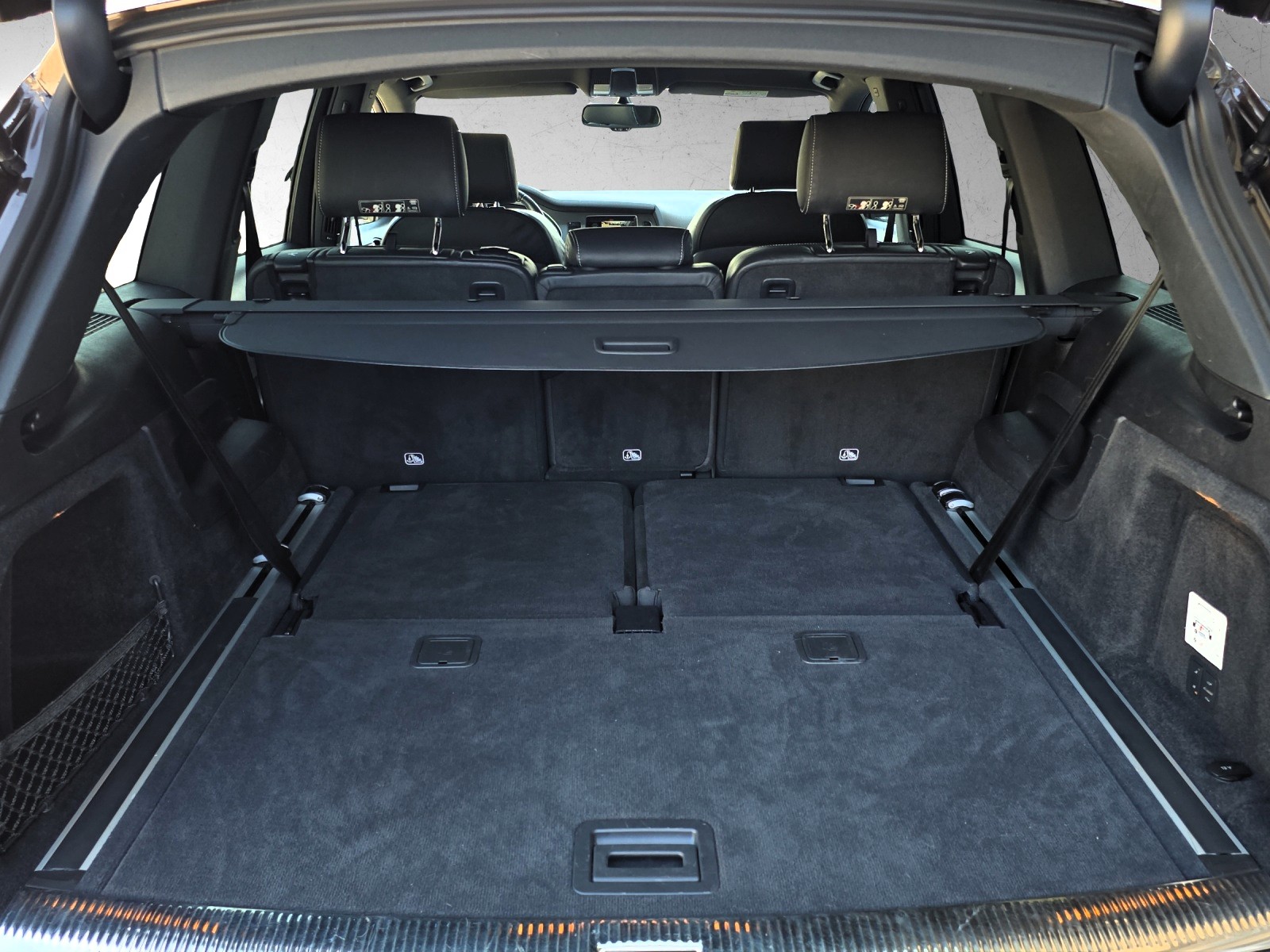AUDI Q7 3.0 TDI quattro tiptronic S-Line Luftfederung 7-Sitzer-image-16