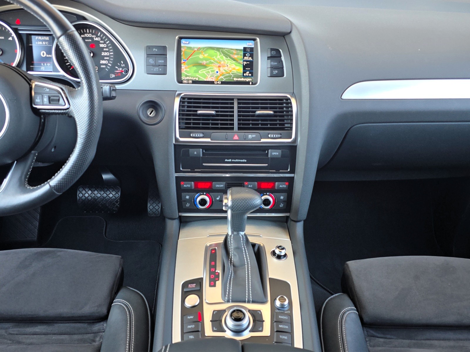 AUDI Q7 3.0 TDI quattro tiptronic S-Line Luftfederung 7-Sitzer-image-12