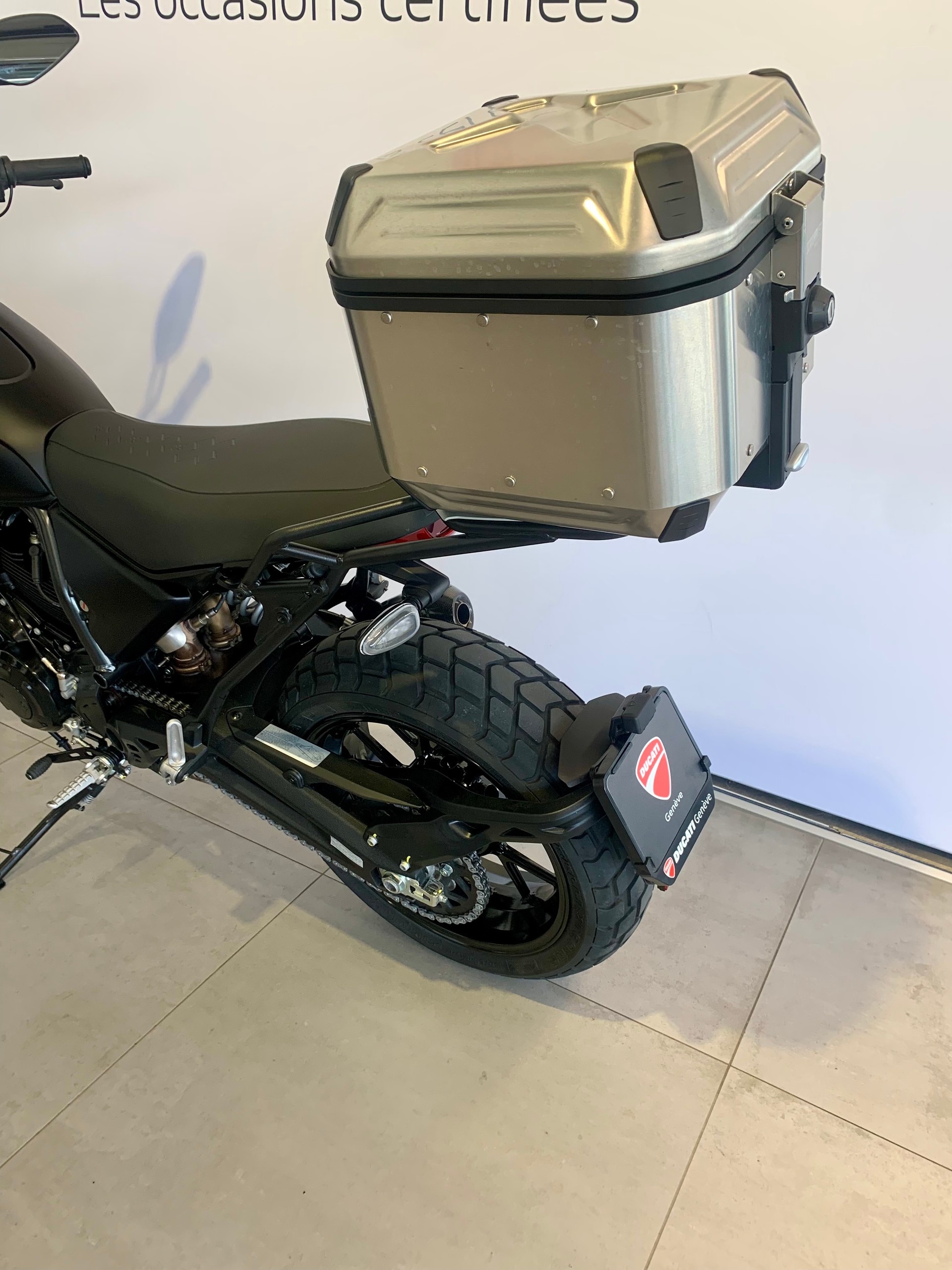 DUCATI Scrambler Icon Dark 35kw-image-8