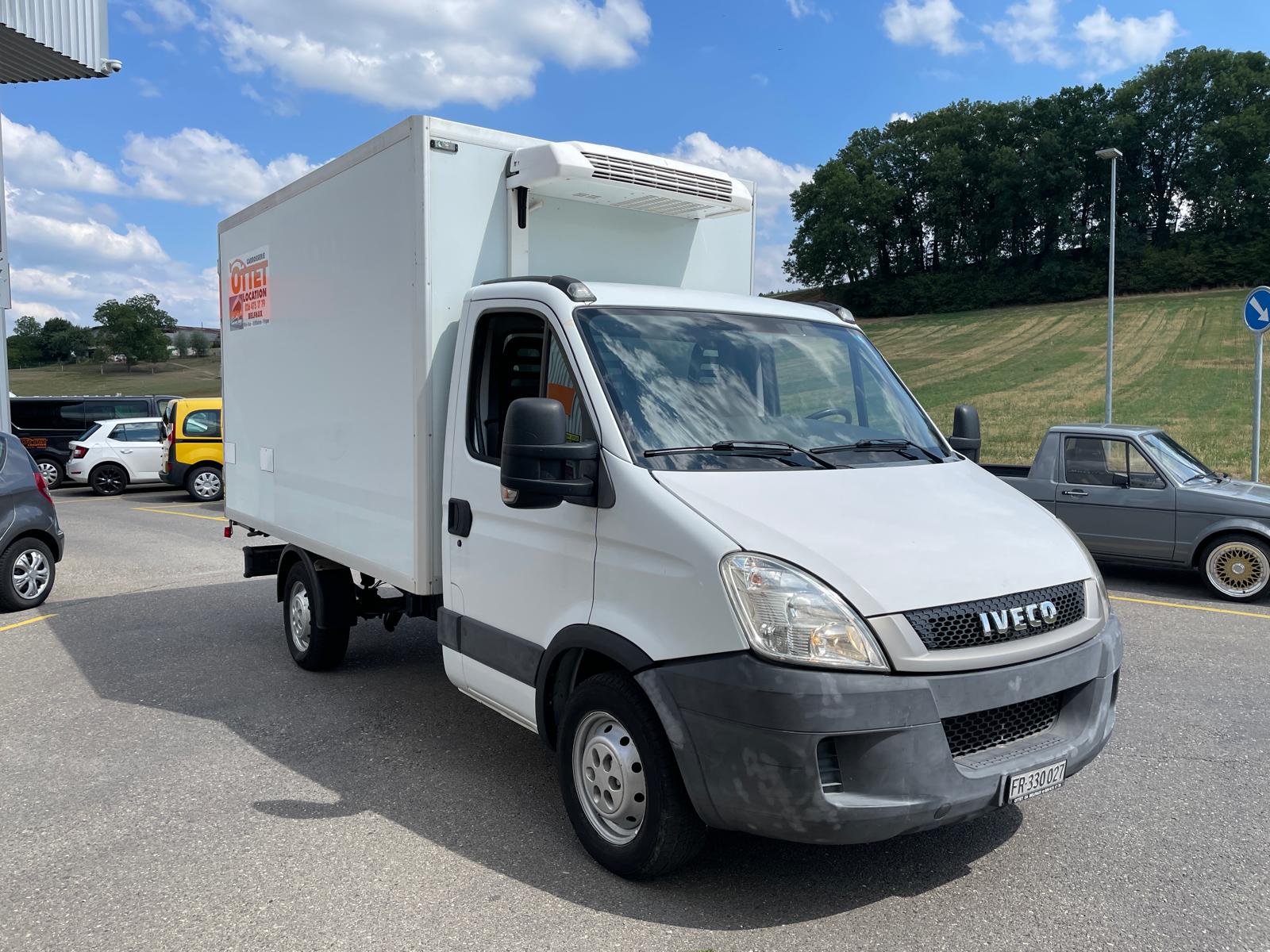 IVECO 35 S 13-image-1