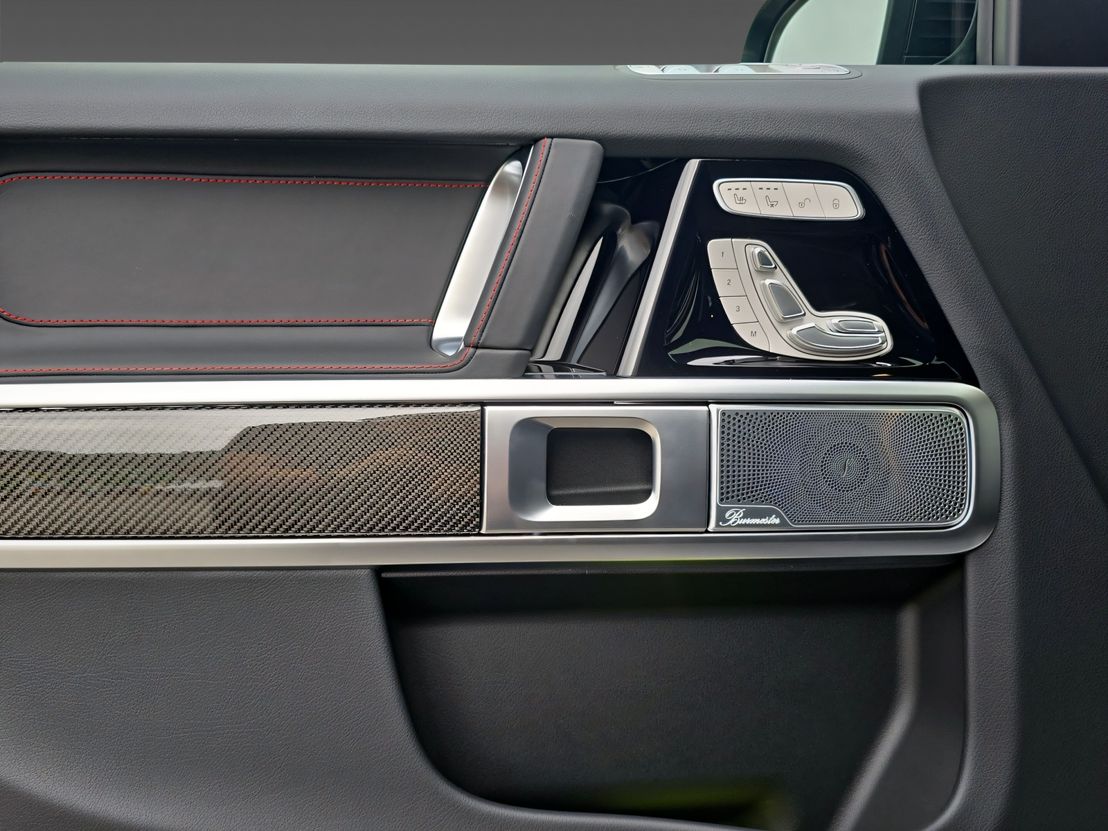 MERCEDES-BENZ G 63 AMG-image-12