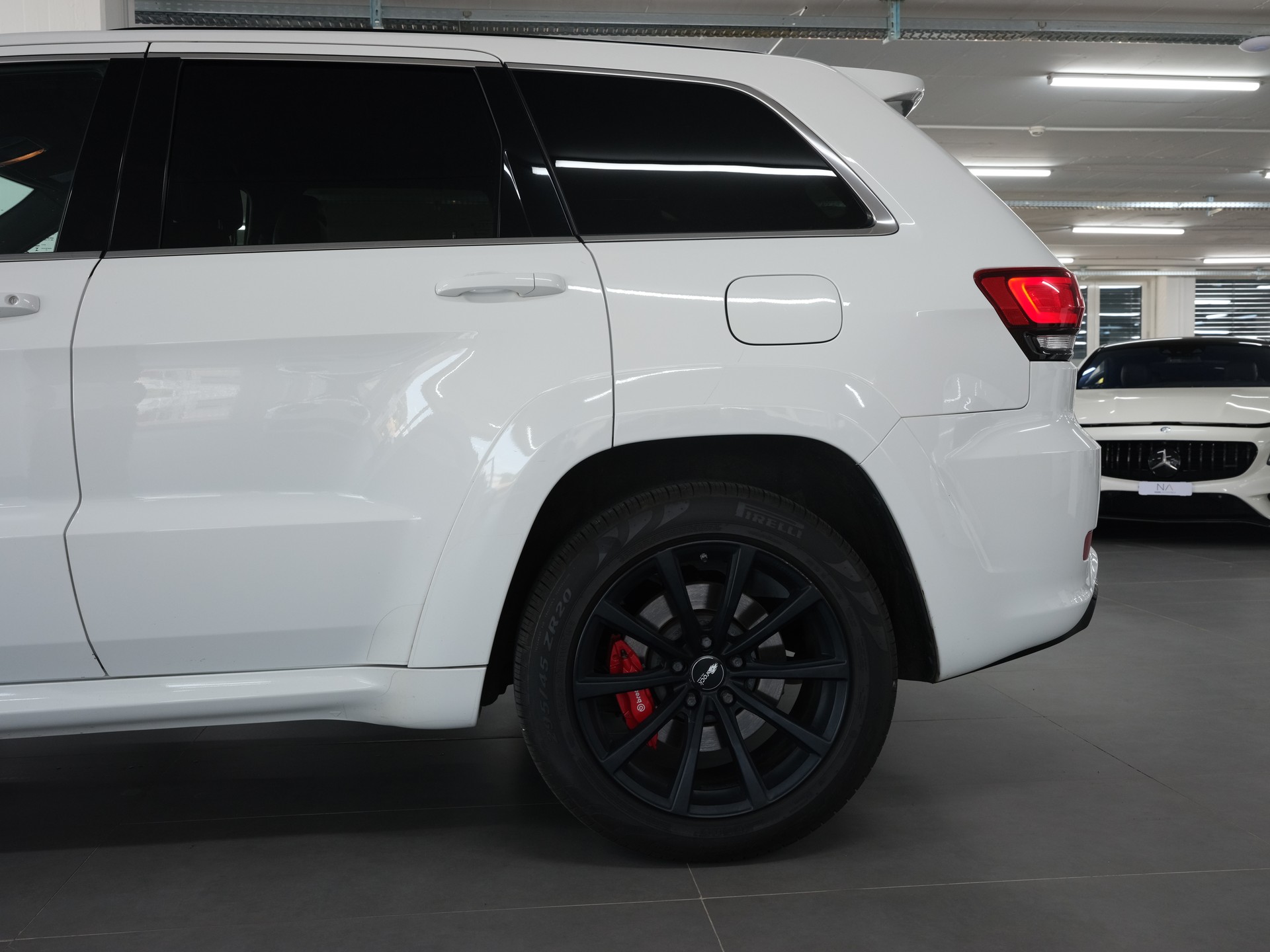 JEEP Grand Cherokee 6.4 V8 HEMI SRT8 Automatic *Harman & Kardon* *Panorama* *Rückfahrkamera*-image-12
