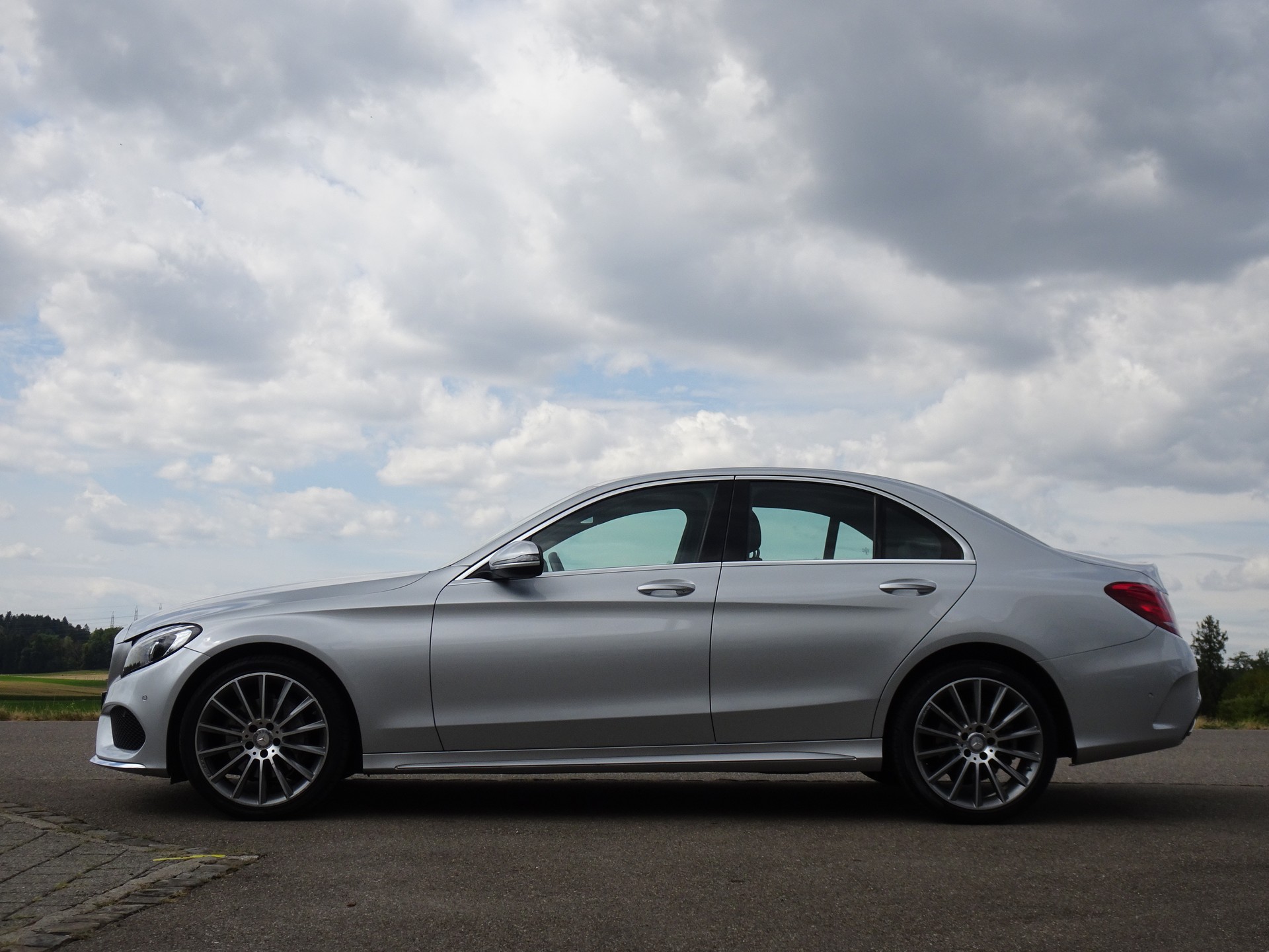 MERCEDES-BENZ C 200 AMG Line 4Matic 7G-Tronic-image-1