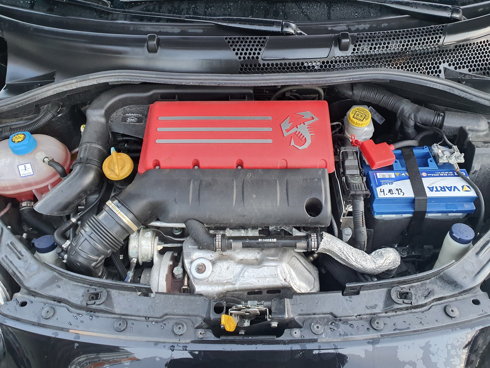 FIAT 595 1.4 16V Turbo Abarth Turismo Dualogic-image-24