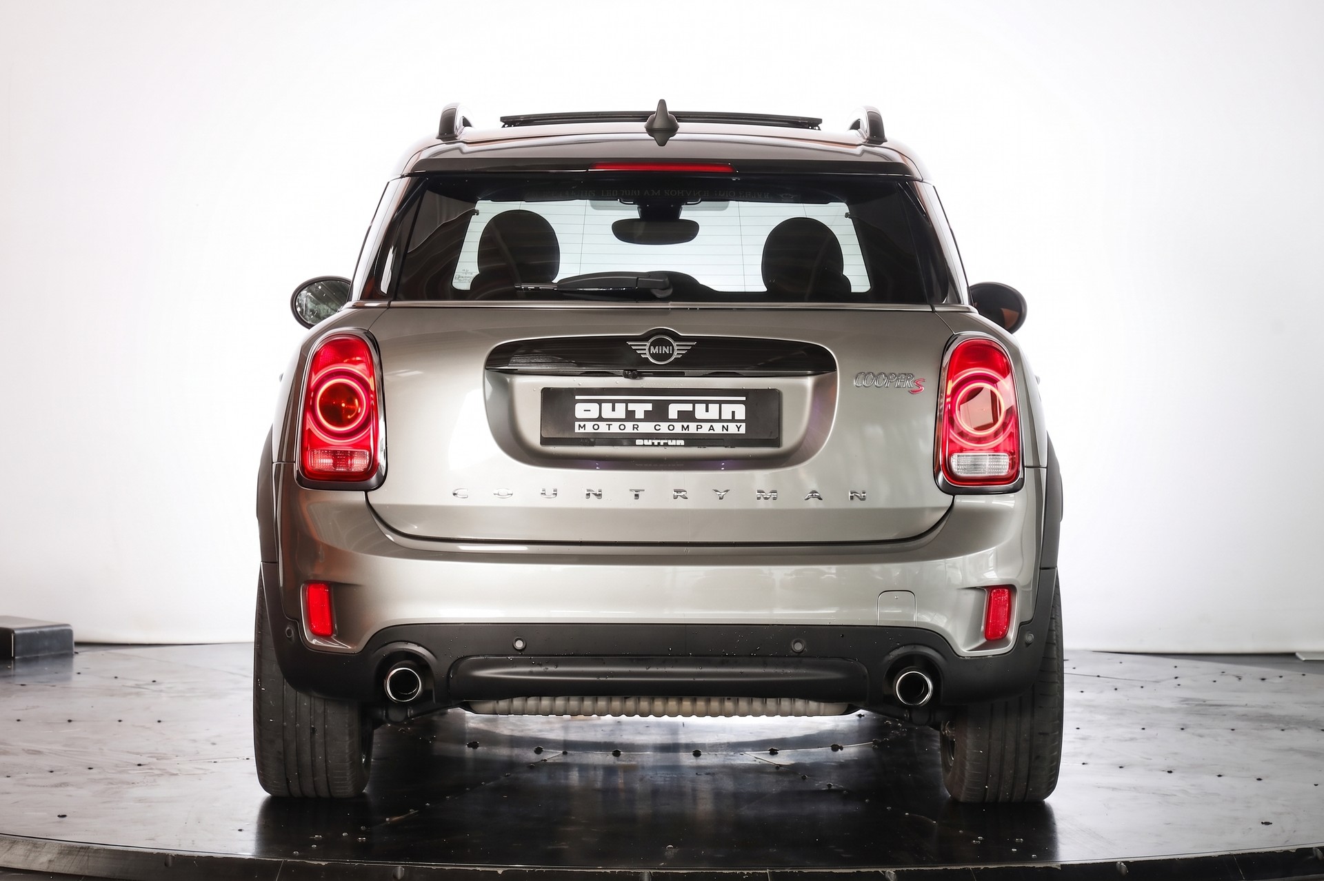 MINI Countryman Cooper S ALL4 Steptronic-showroom-element-2