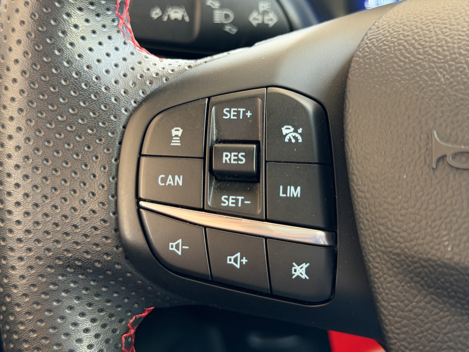 FORD Puma 1.0 EcoB Hybrid 155 ST-Line X-image-12