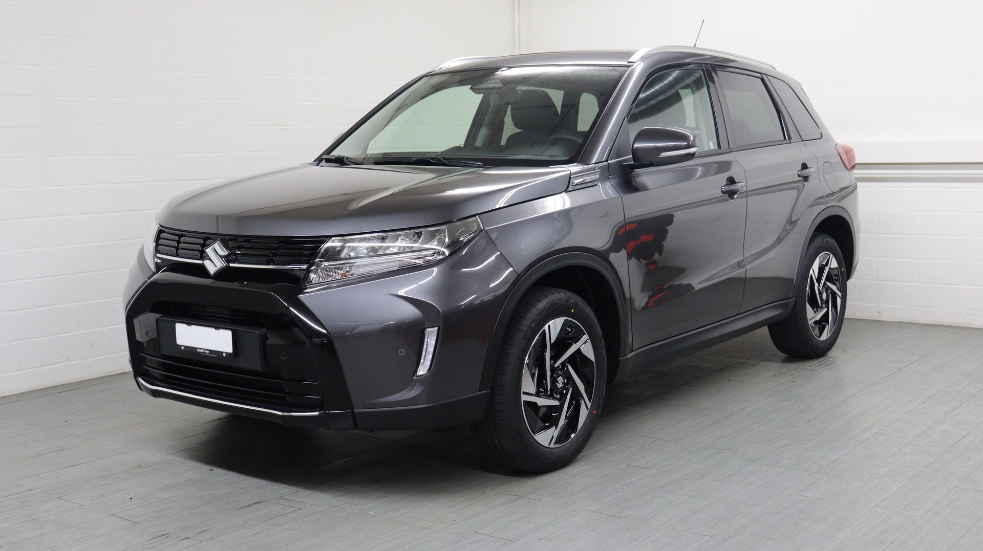 SUZUKI Vitara 1.5 Compact Top Hybrid 4x4-showroom-element-1