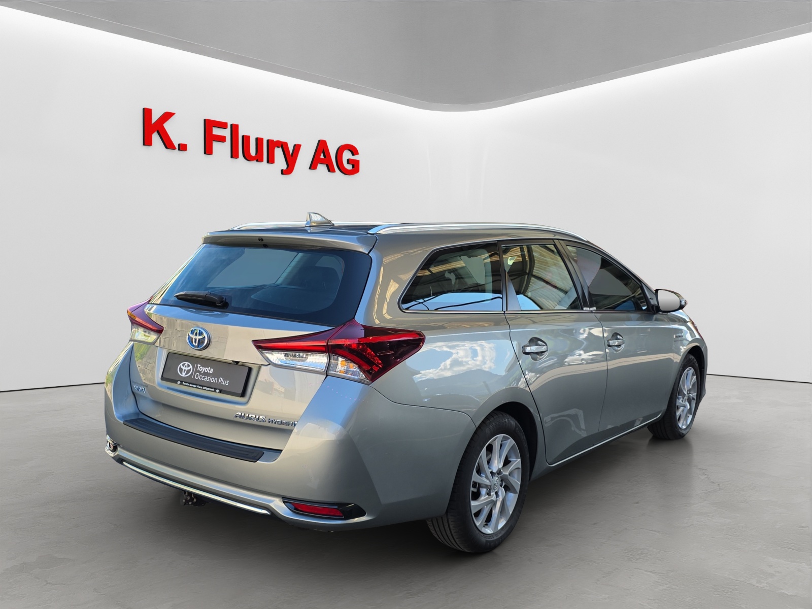TOYOTA Auris Touring Sports 1.8 HSD Trend-image-4