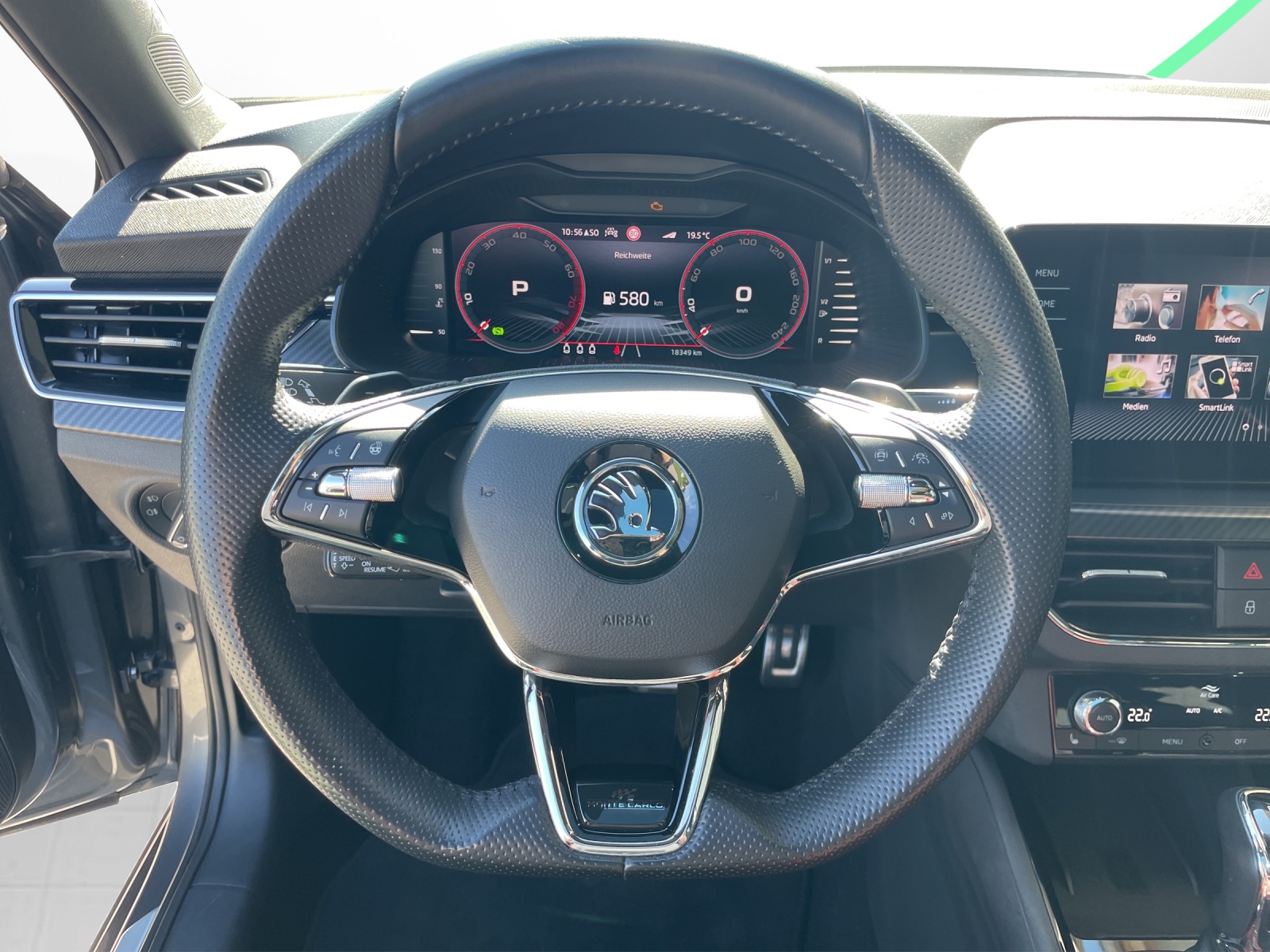 SKODA Kamiq 1.0 TSI Monte Carlo DSG-image-8