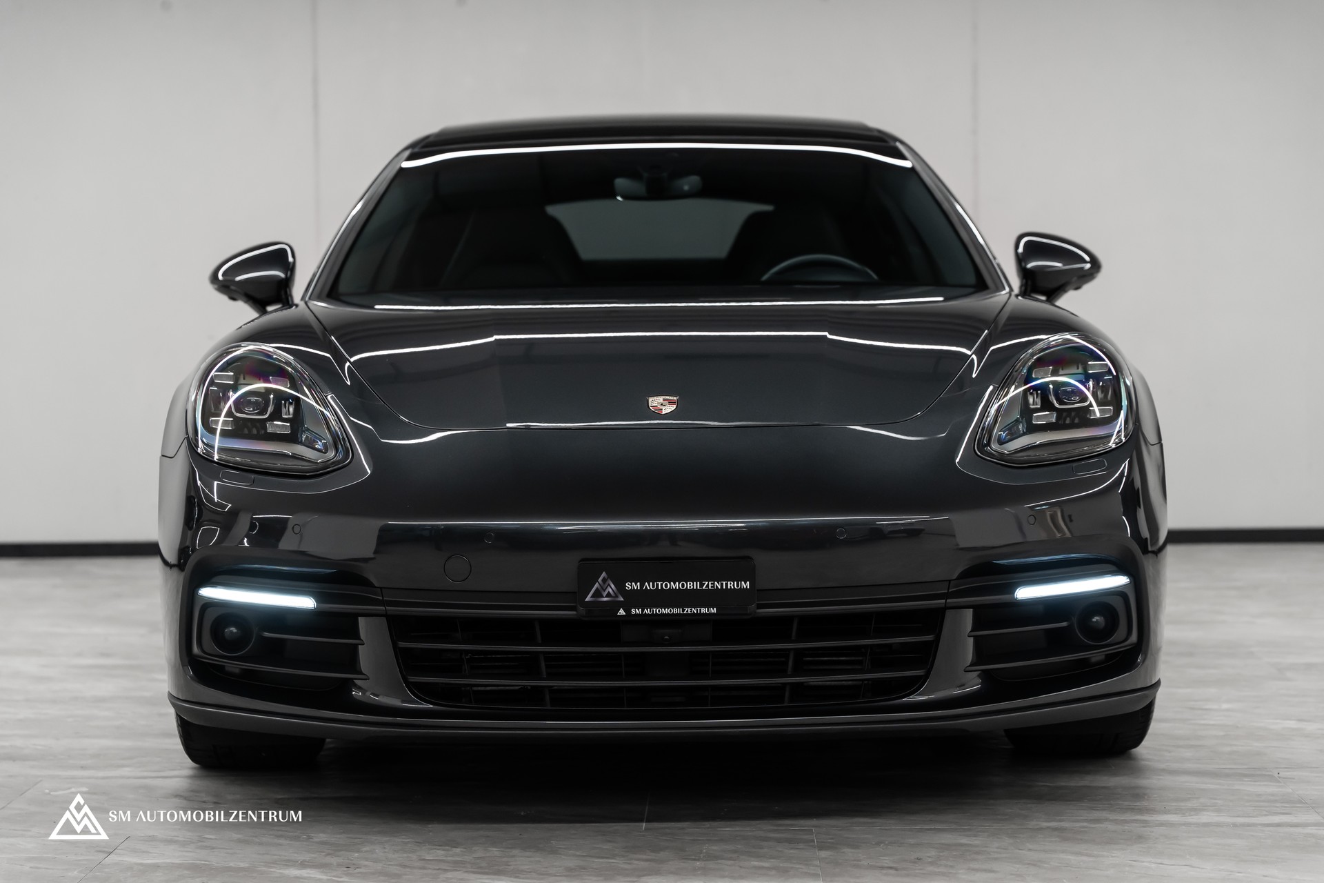 PORSCHE Panamera 3.0 V6 4 / Approved / Panorama / 360° / Bose / AHK-showroom-element-1