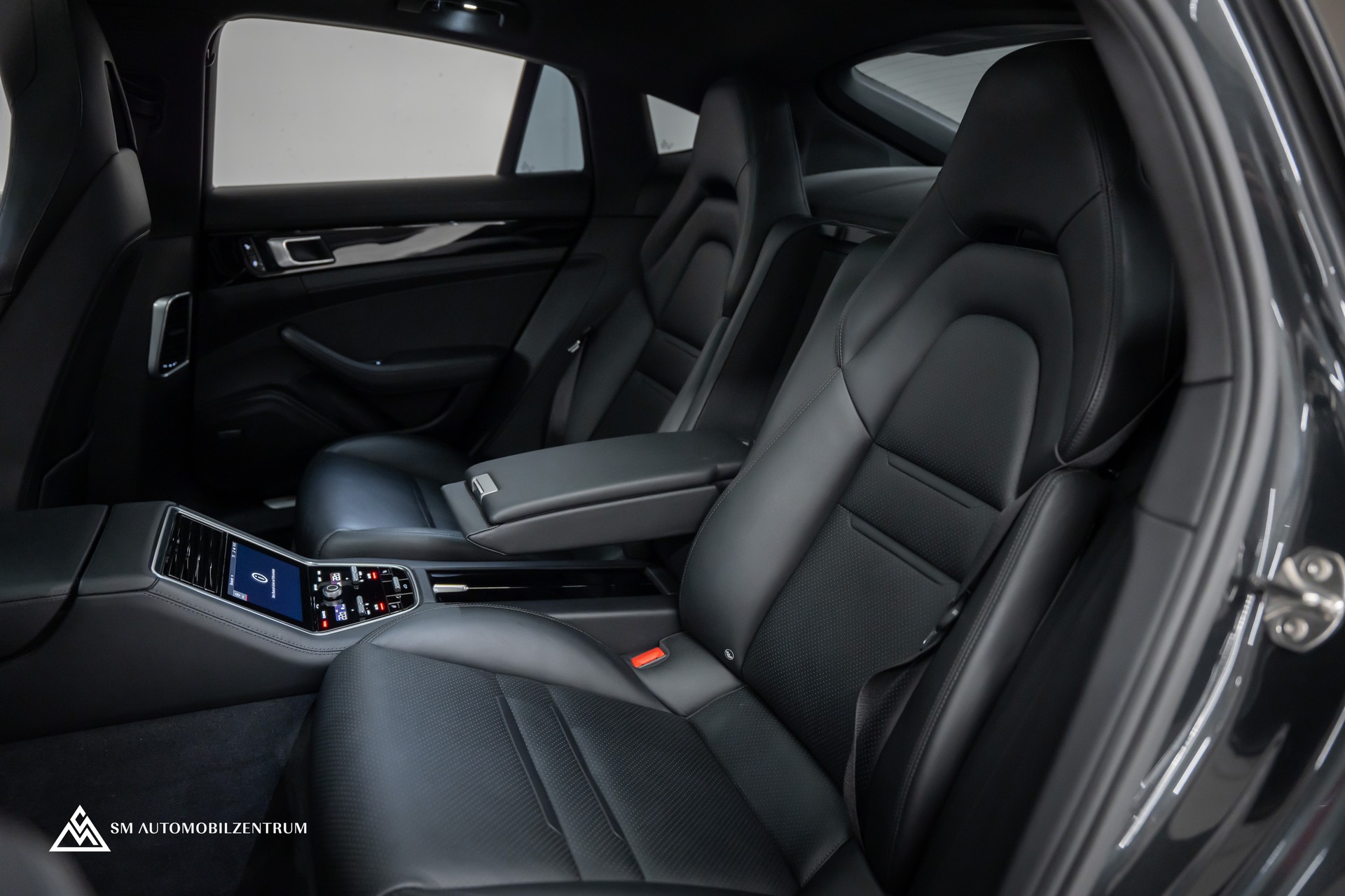 PORSCHE Panamera 3.0 V6 4 / Approved / Panorama / 360° / Bose / AHK-image-19