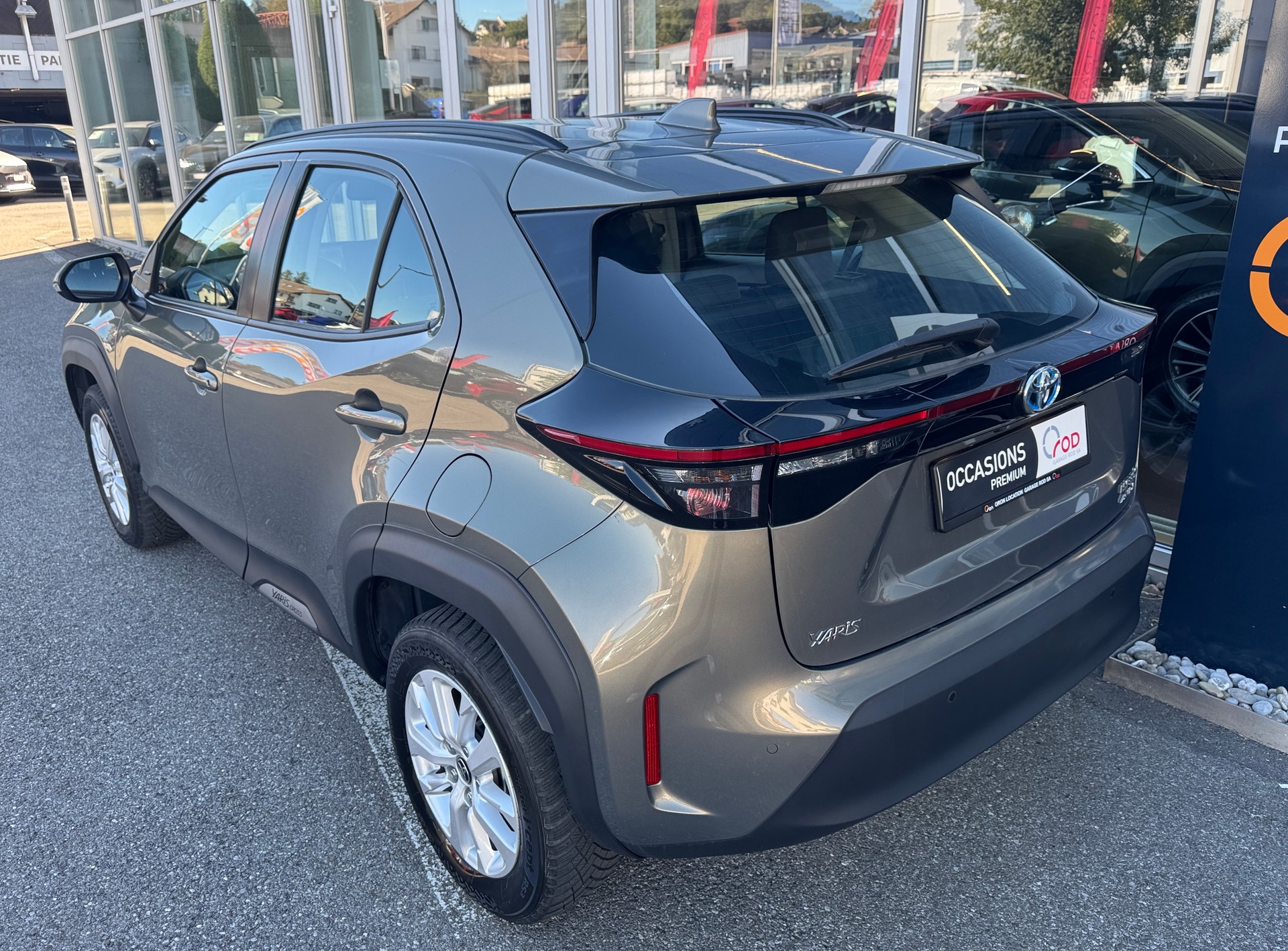 TOYOTA Yaris Cross 1.5 Comfort AWDi e-CVT-image-5