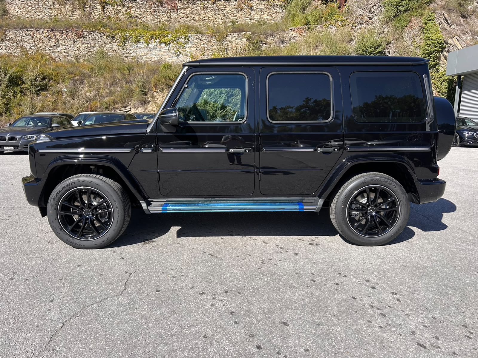 MERCEDES-BENZ G 450d 9G-Tronic-showroom-element-1