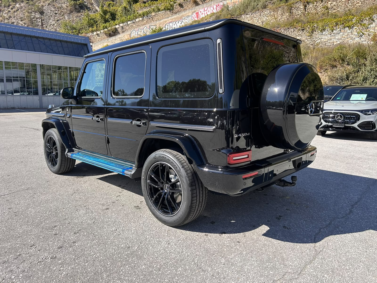 MERCEDES-BENZ G 450d 9G-Tronic-showroom-element-2