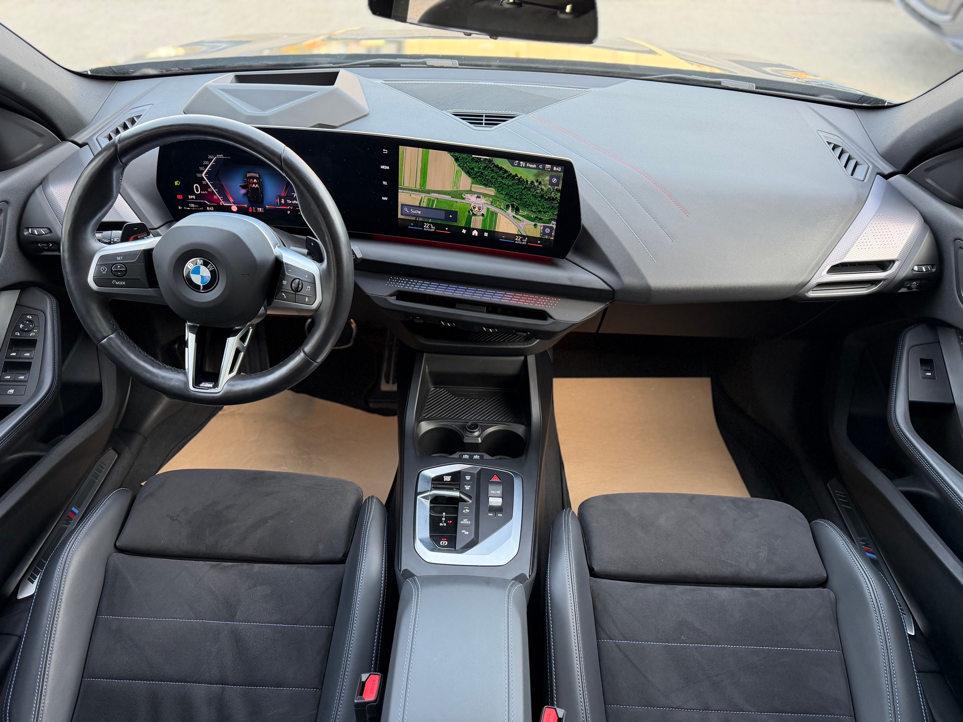 BMW 123 xDrive M Sport Steptronic-image-11
