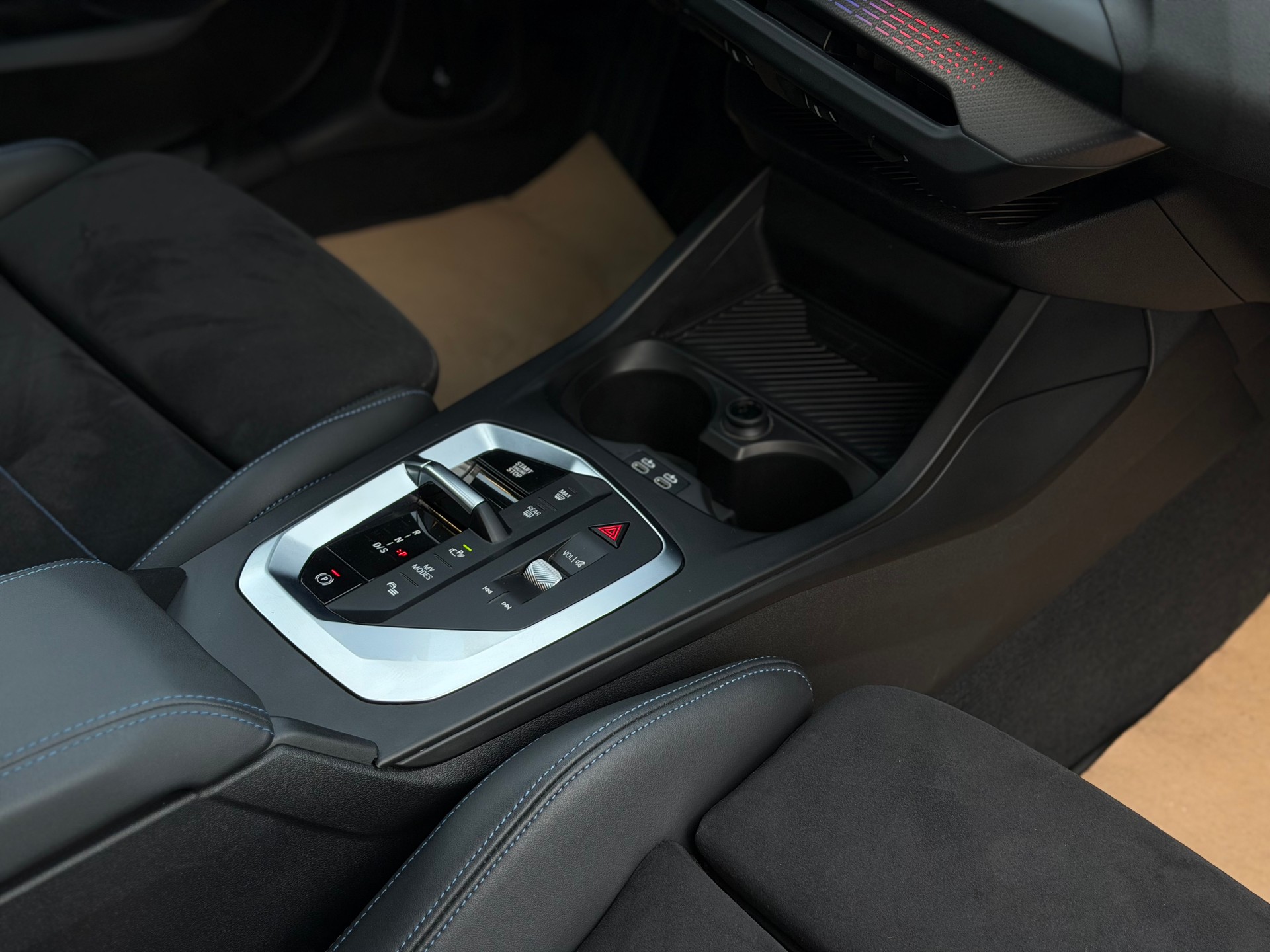 BMW 123 xDrive M Sport Steptronic-image-16