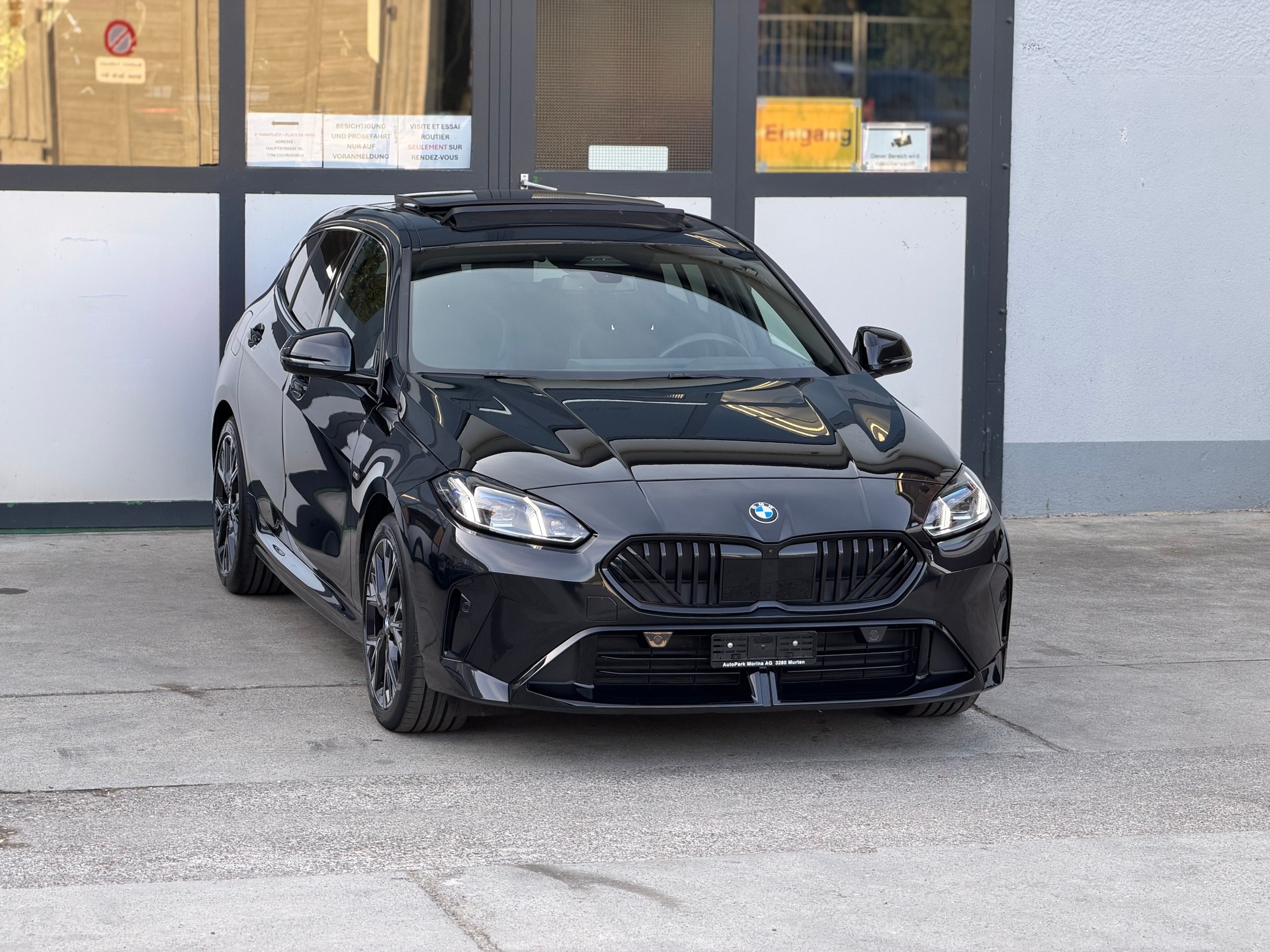 BMW 123 xDrive M Sport Steptronic-showroom-element-3