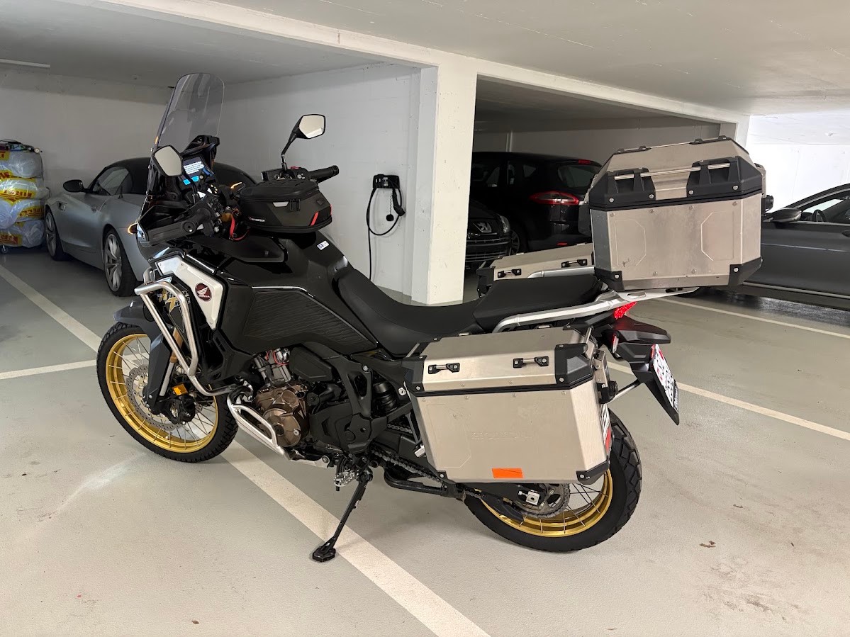 HONDA CRF 1100 DCT Africa Twin Adventure-image-1