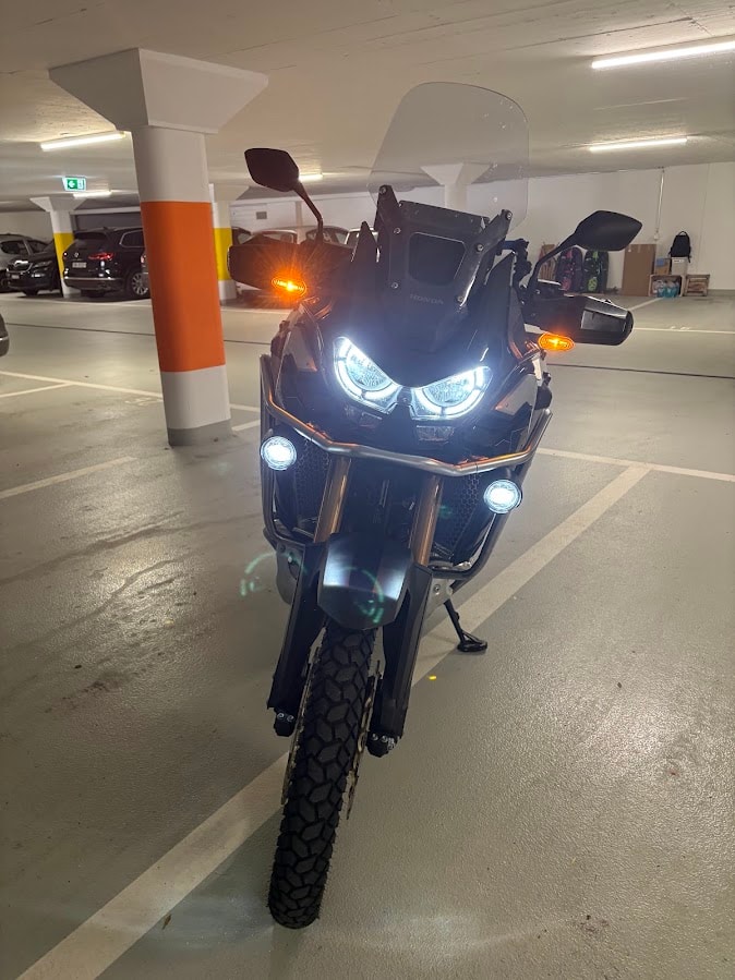 HONDA CRF 1100 DCT Africa Twin Adventure-image-4