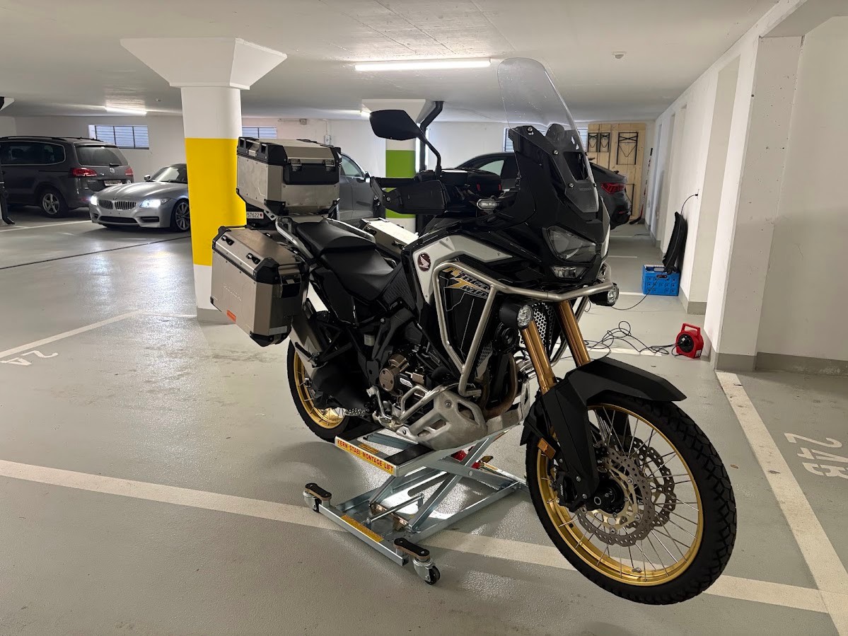 HONDA CRF 1100 DCT Africa Twin Adventure-image-3