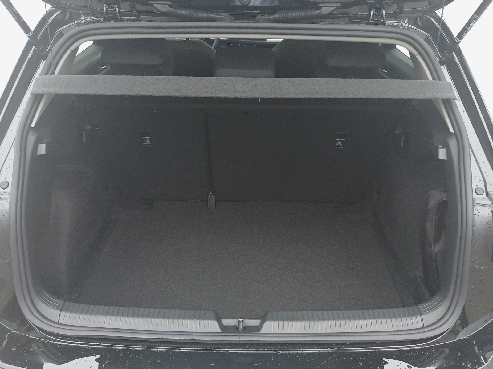 VW Golf 1.5 TSI Basis-image-12
