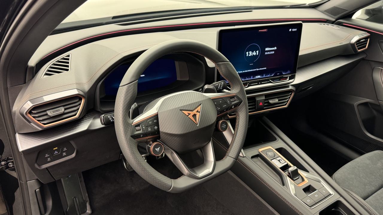 CUPRA Formentor 2.0TSI VZ Black Edtion-image-6