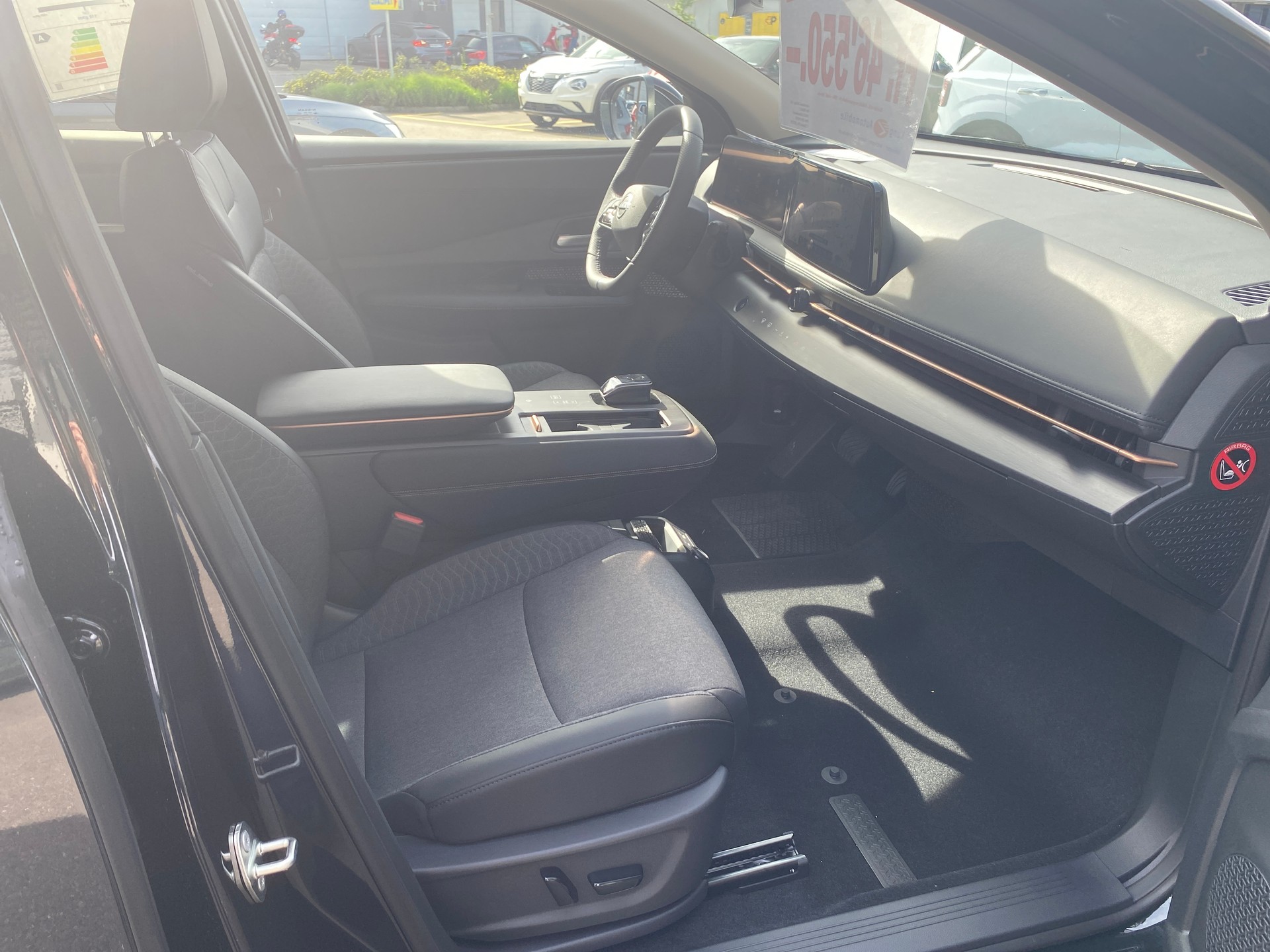 NISSAN Ariya 63 kWh Advance-image-14