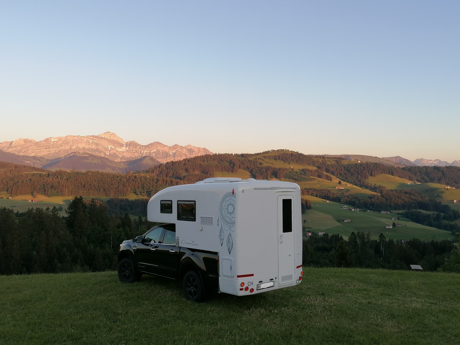 FORD Ranger mit GFK Wohnkabine-image-1