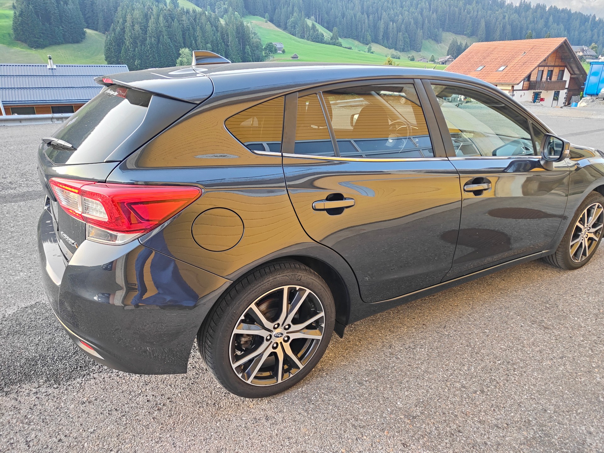 SUBARU Impreza 1.6 Swiss Plus AWD CVT-image-5