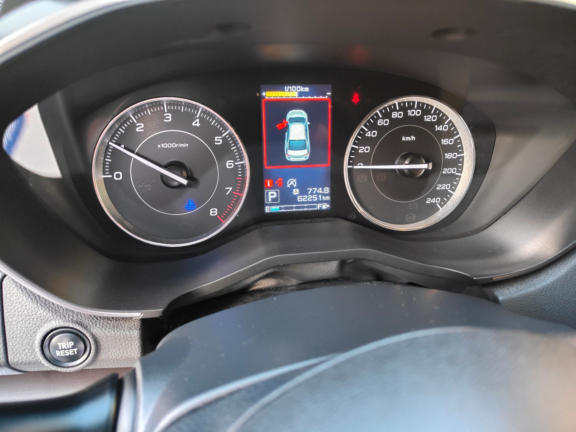 SUBARU Impreza 1.6 Swiss Plus AWD CVT-image-11